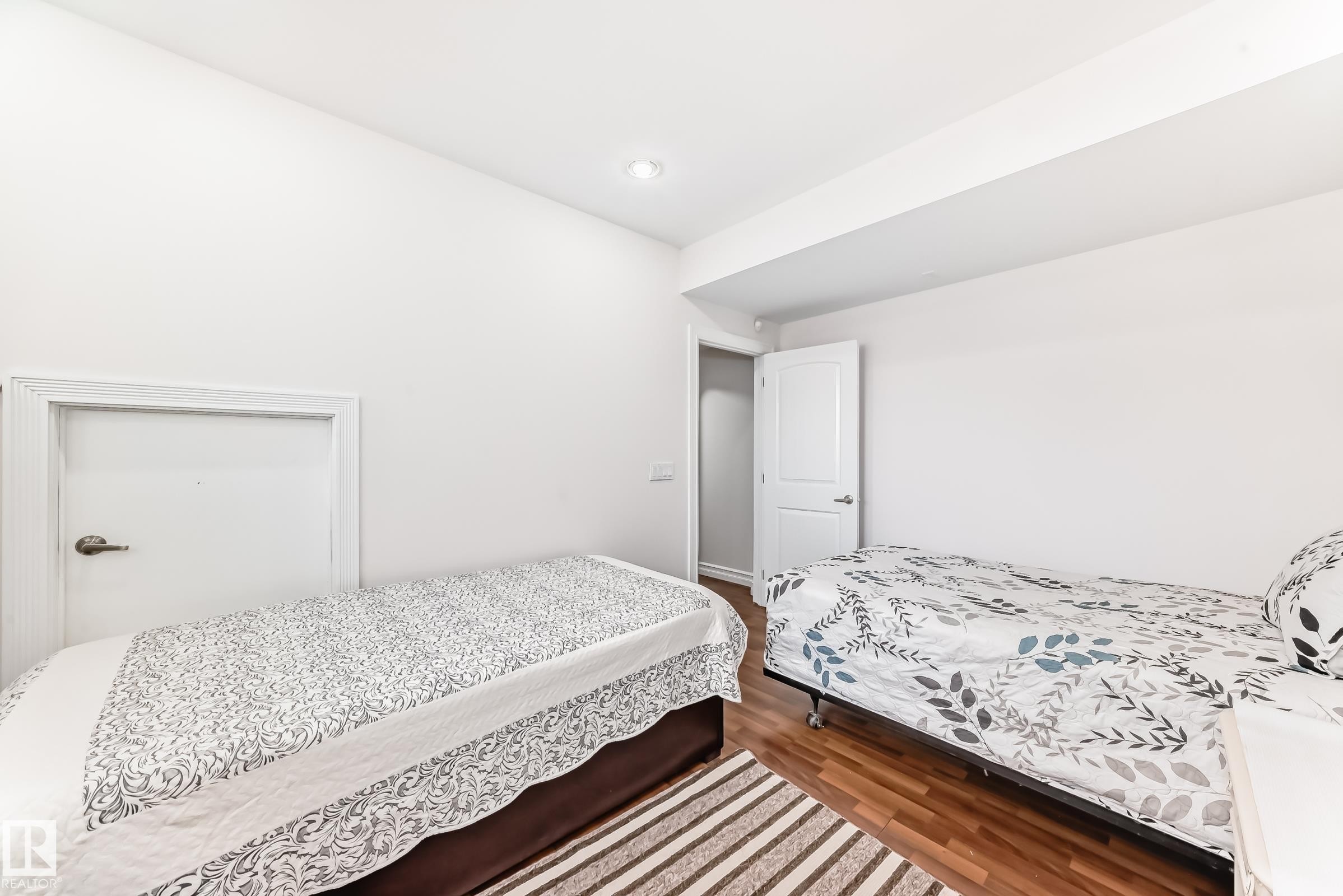 16626 58A Street, Edmonton, AB - Indoor Photo Showing Bedroom