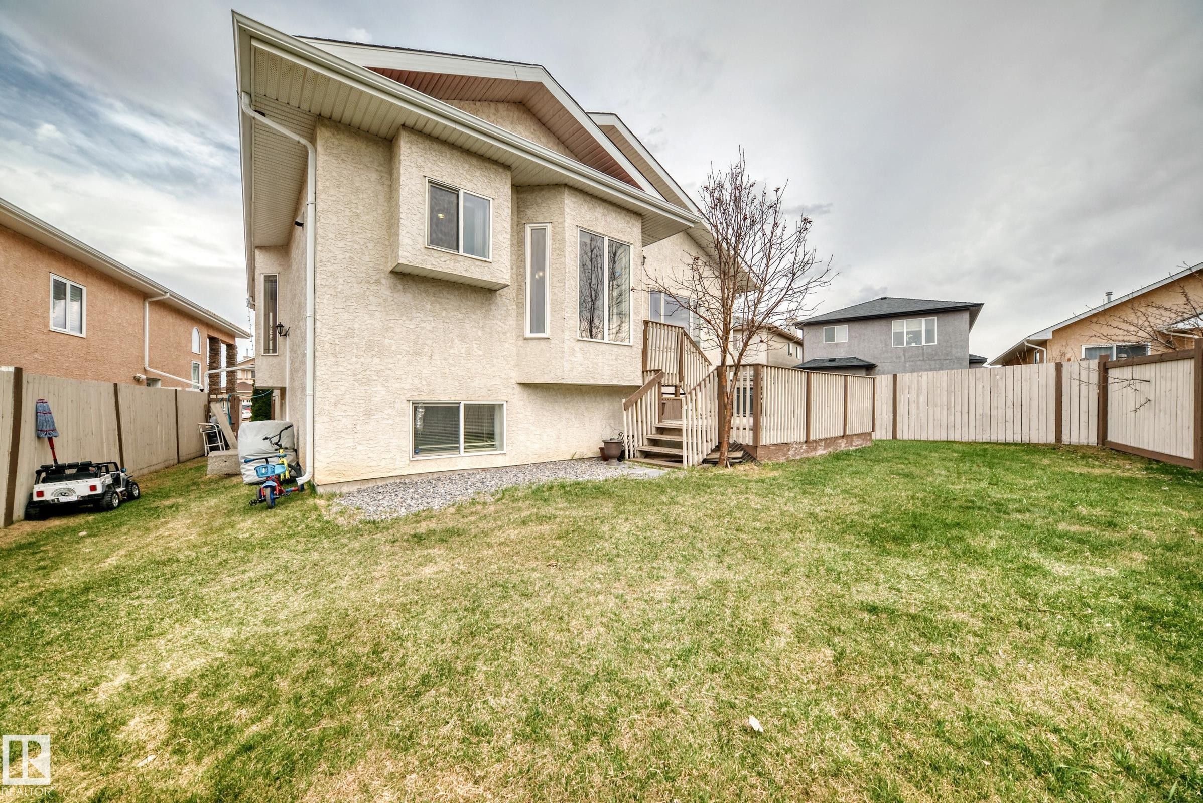 16626 58A Street, Edmonton, AB - Outdoor