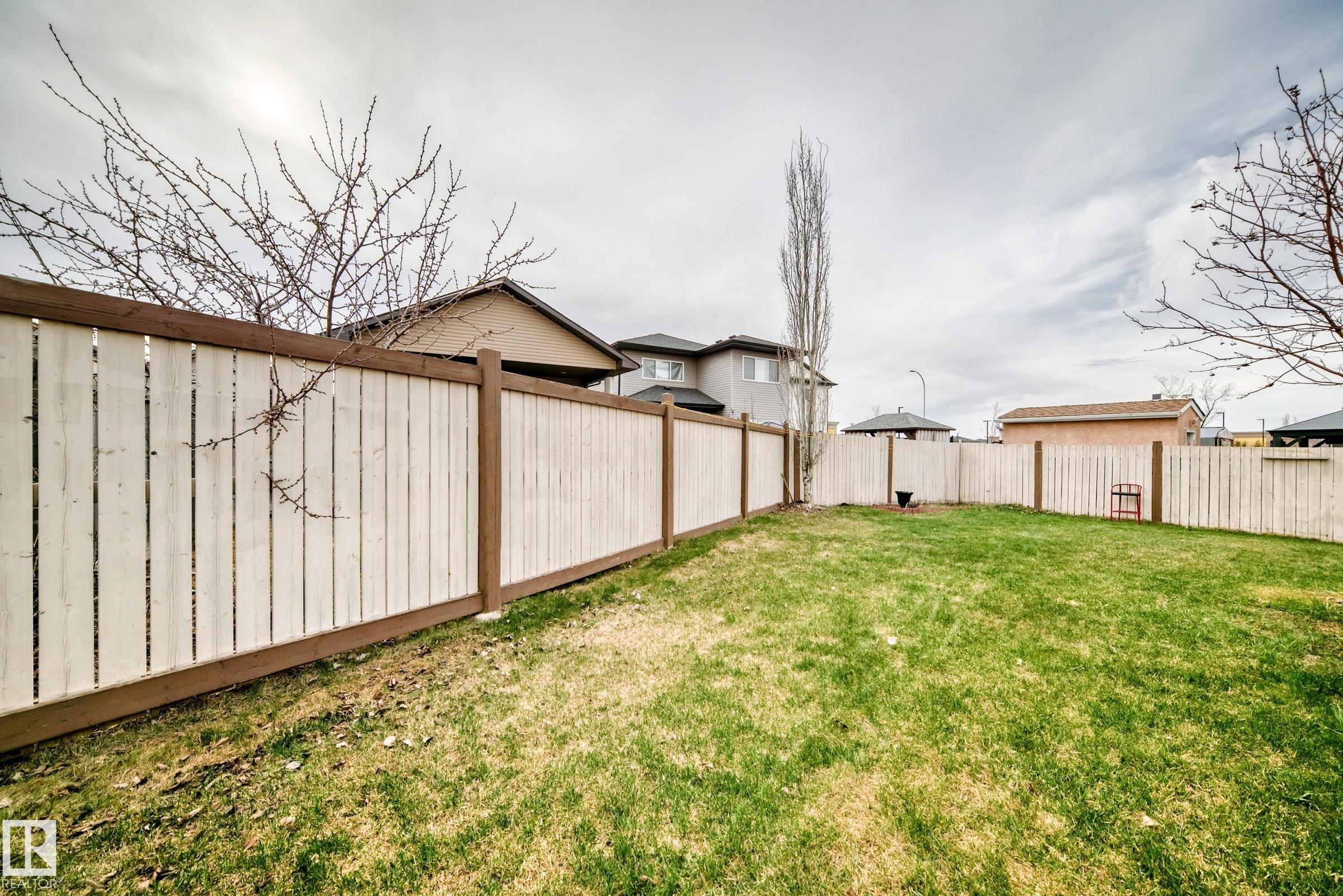 16626 58A Street, Edmonton, AB - Outdoor