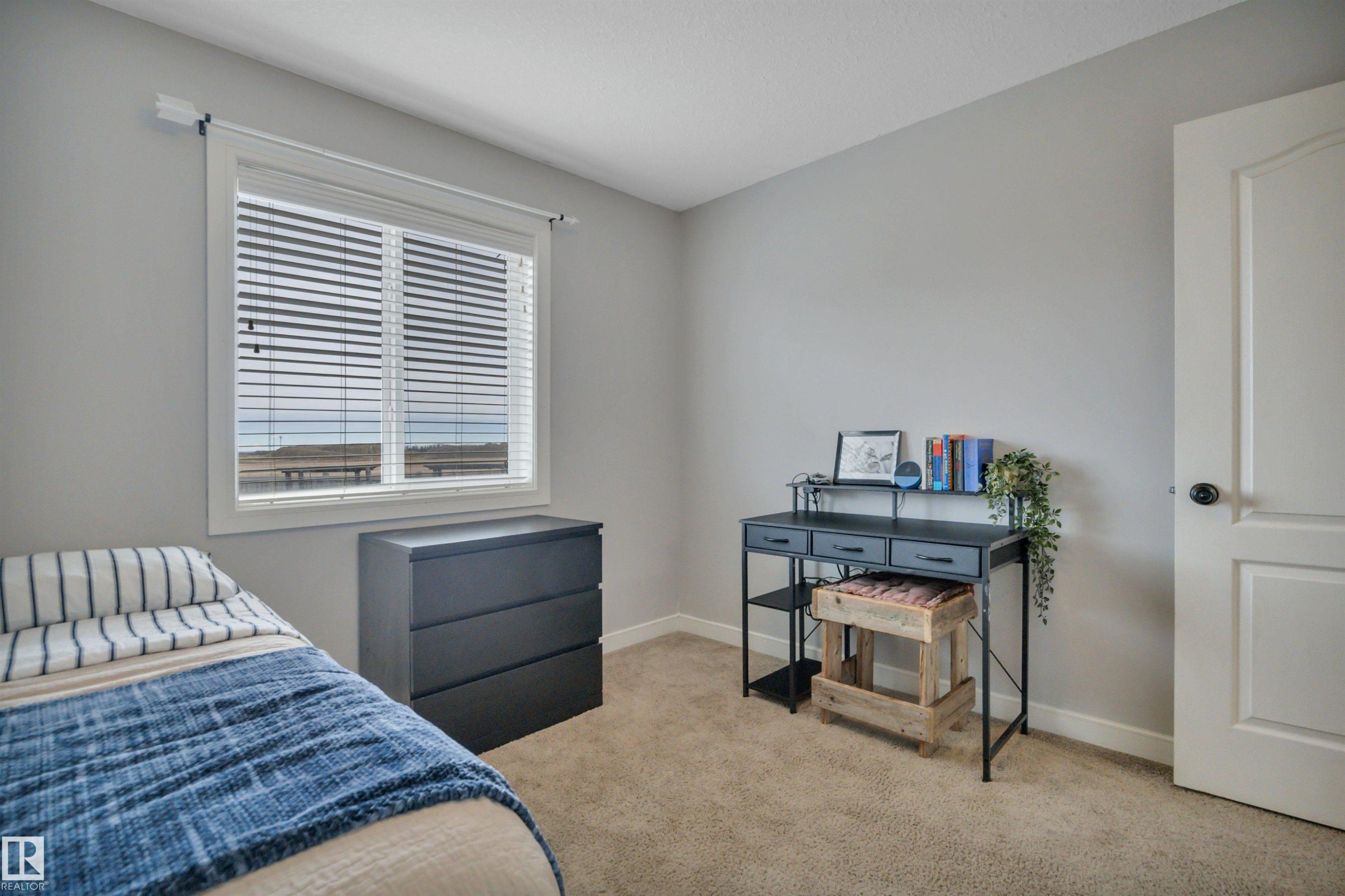 552 Reynalds Wynd, Leduc, AB - Indoor Photo Showing Bedroom
