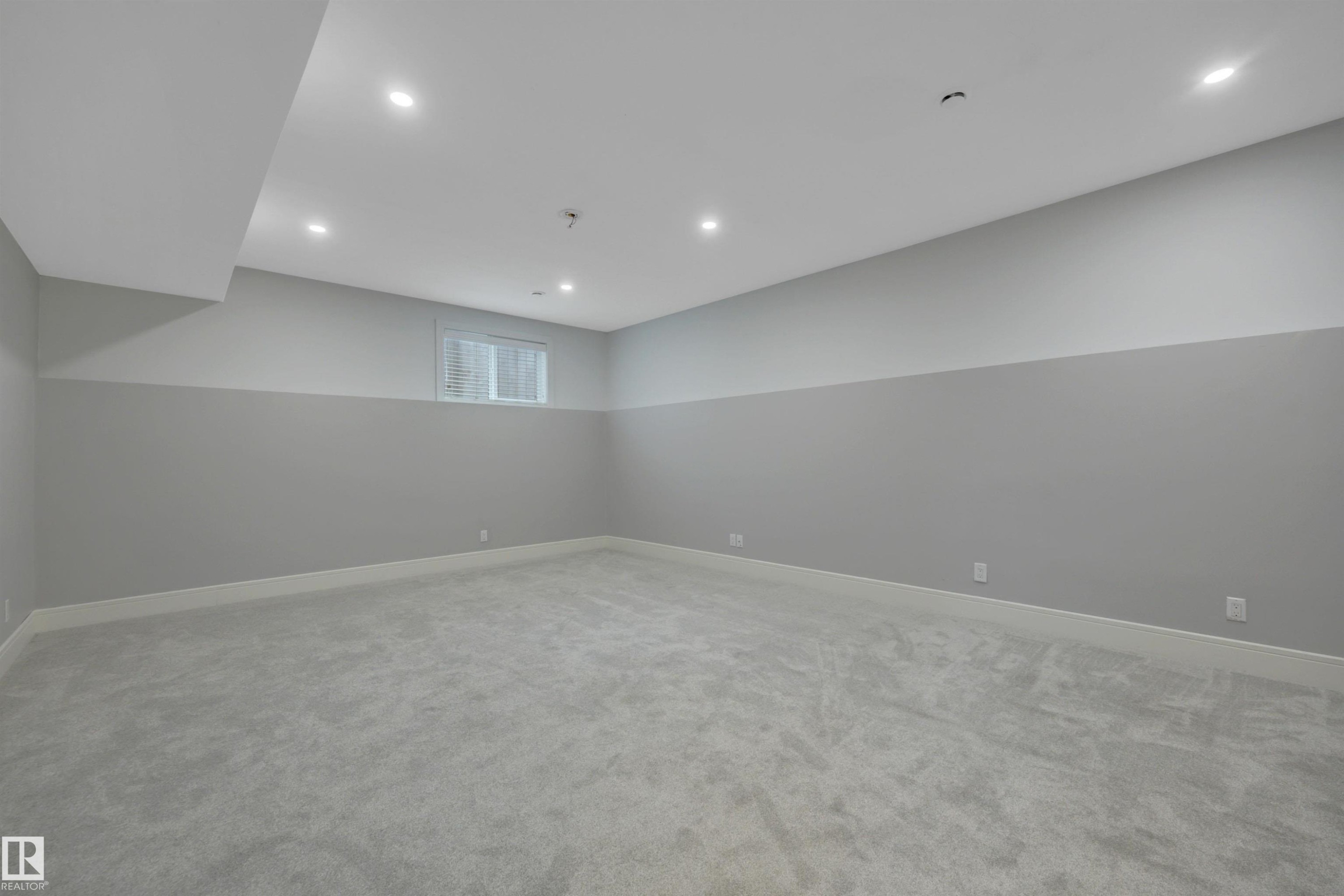 552 Reynalds Wynd, Leduc, AB - Indoor Photo Showing Other Room