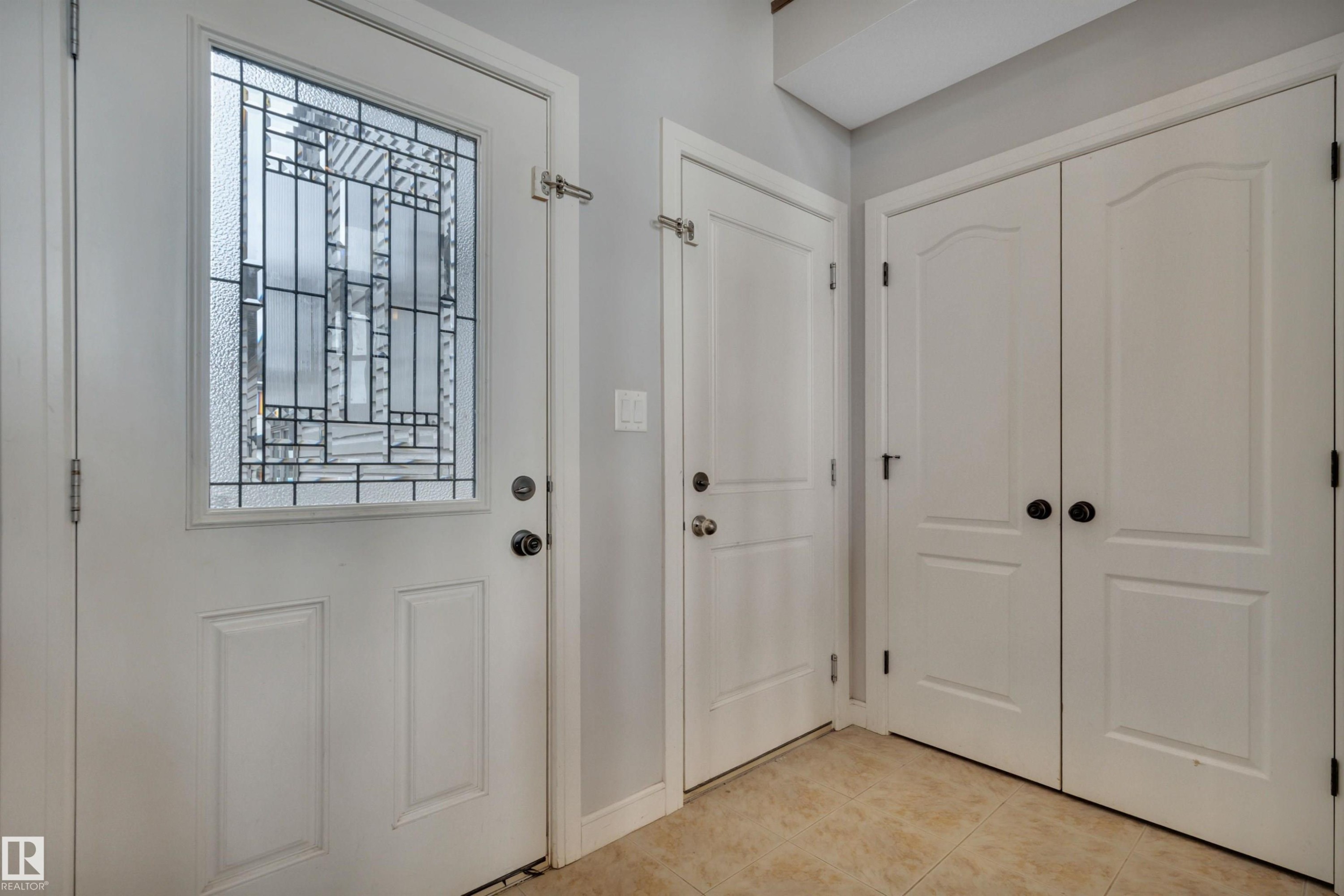 552 Reynalds Wynd, Leduc, AB - Indoor Photo Showing Other Room