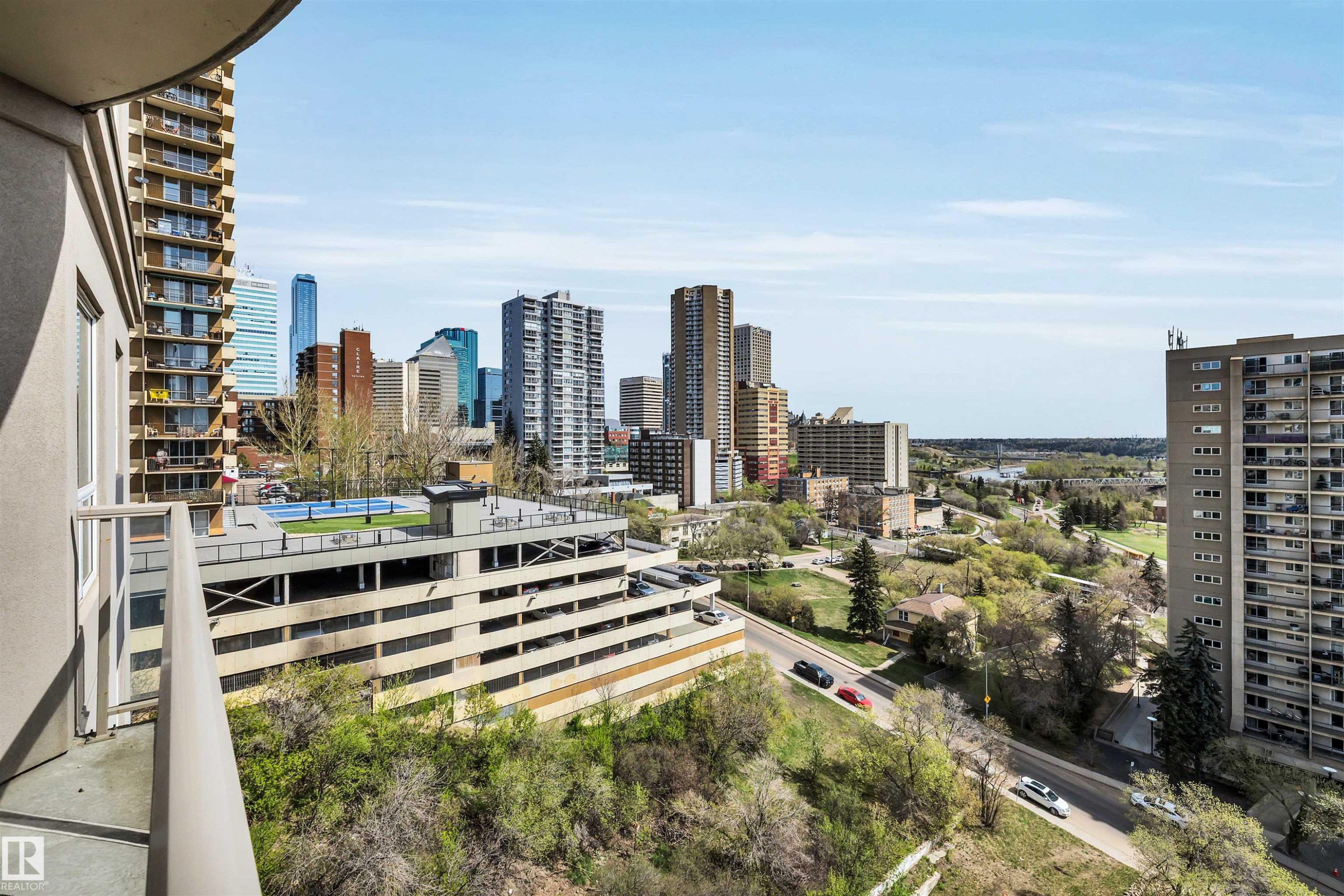 #902 9819 104 St Nw, Edmonton, AB - Outdoor With View