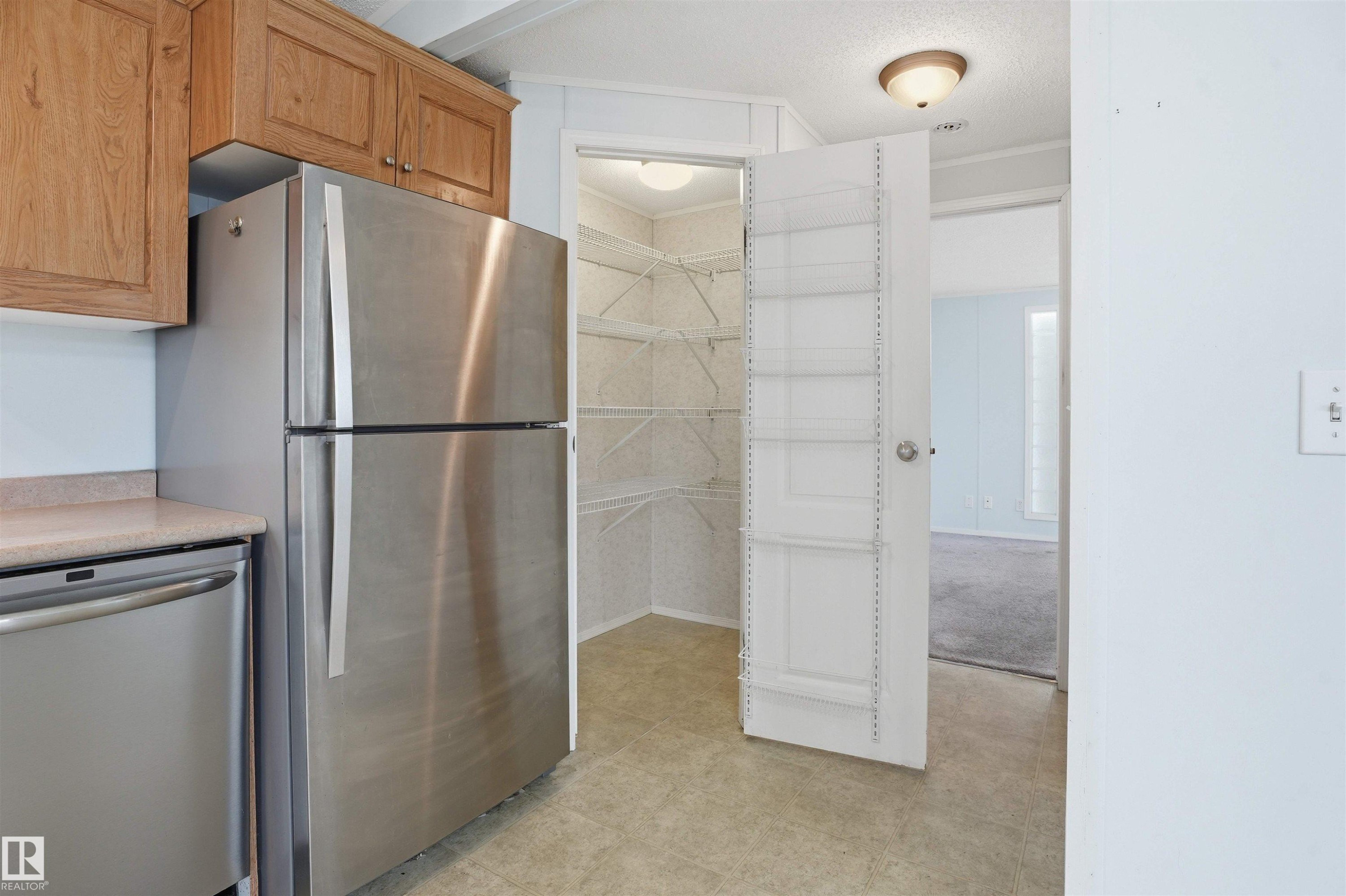 36 Jutland Crescent, Stony Plain, AB - Indoor Photo Showing Other Room