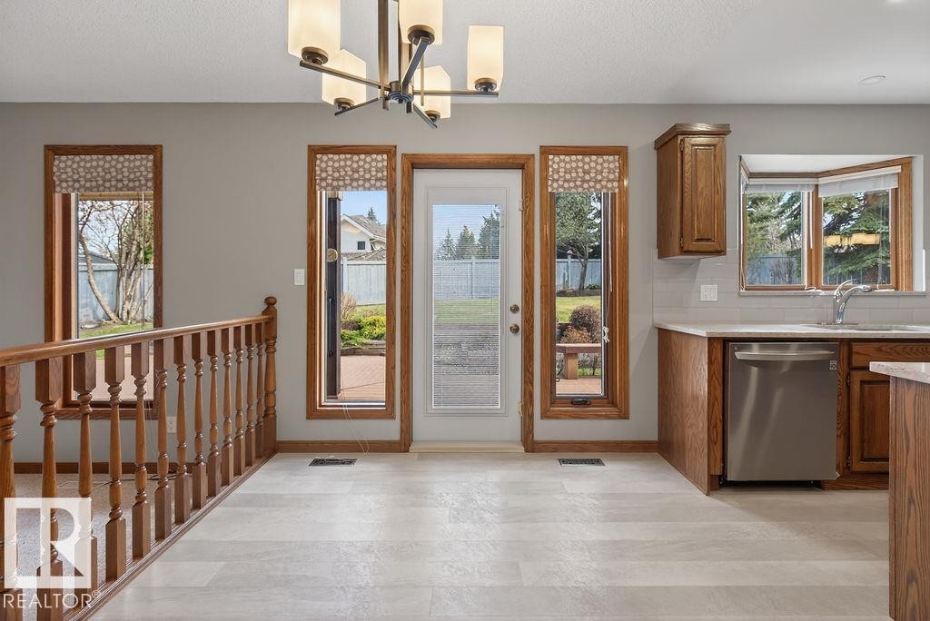 328 O'Connor Close, Edmonton, AB