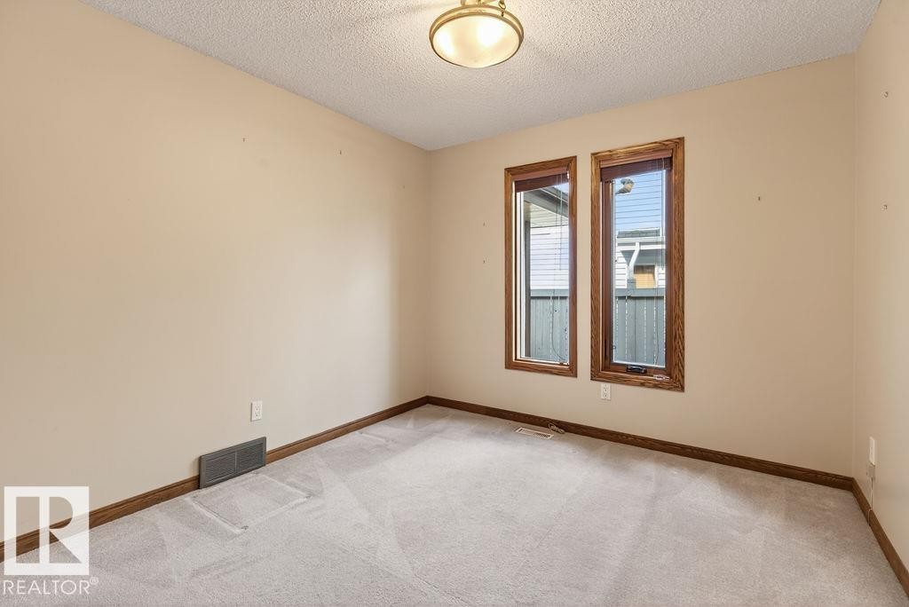 328 O'Connor Close, Edmonton, AB