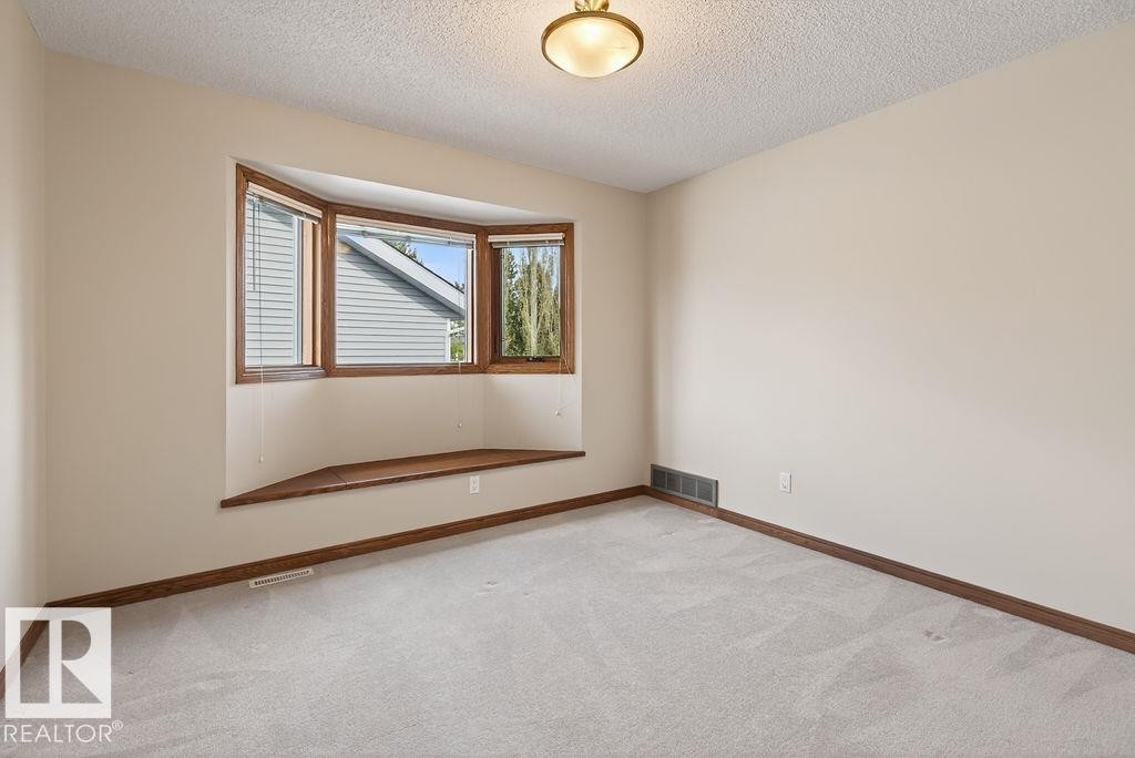328 O'Connor Close, Edmonton, AB