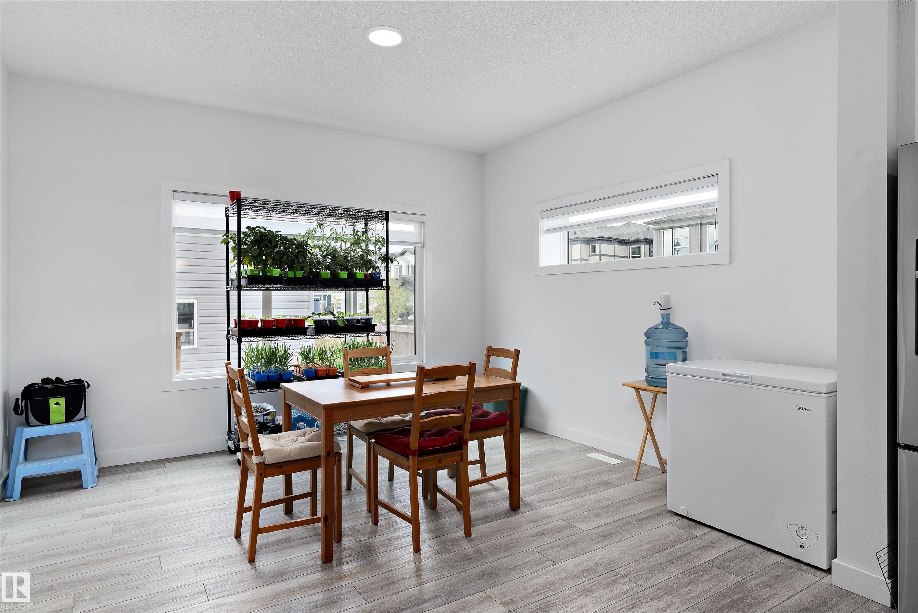 623 Black Stone Boulevard, Leduc, AB - Indoor Photo Showing Dining Room