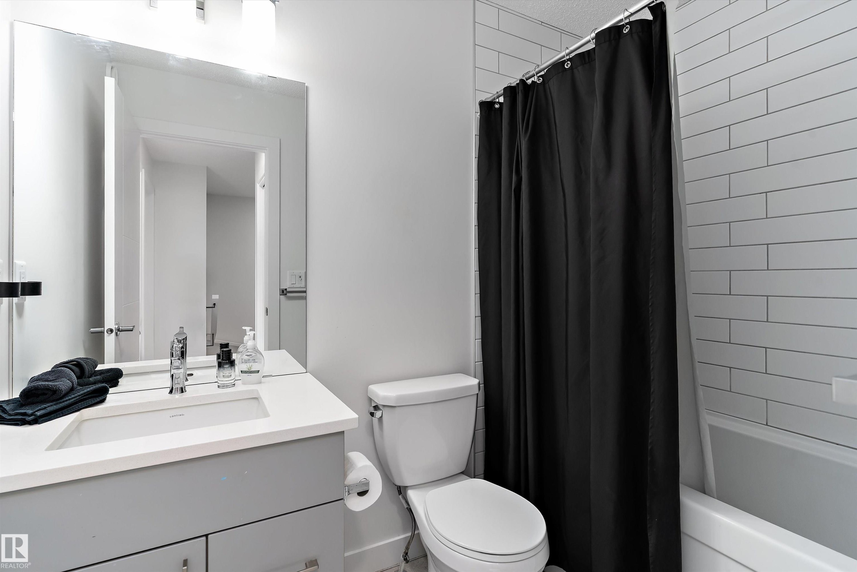 623 Black Stone Boulevard, Leduc, AB - Indoor Photo Showing Bathroom