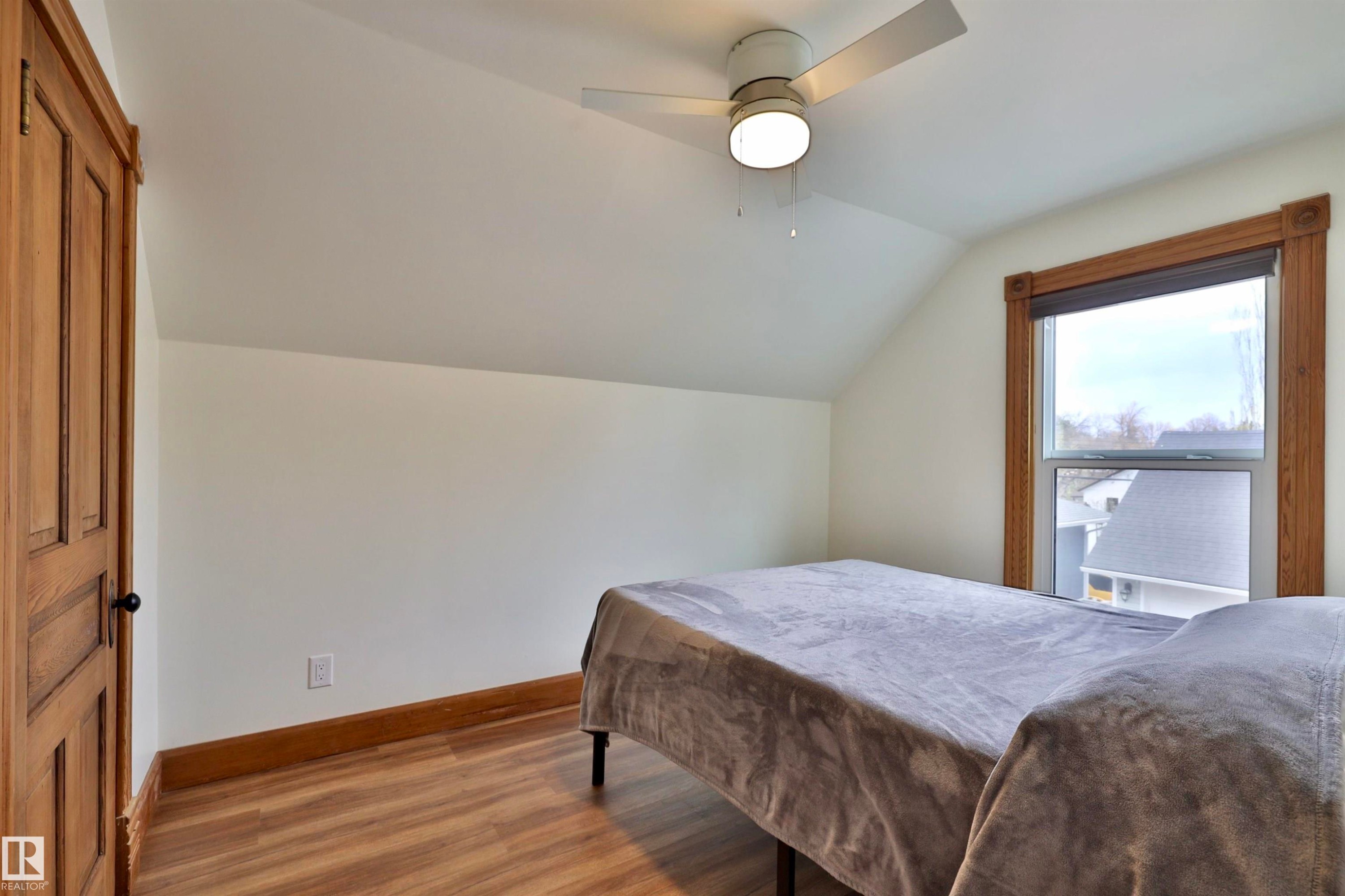 5318 48 Avenue, Wetaskiwin, AB - Indoor Photo Showing Bedroom