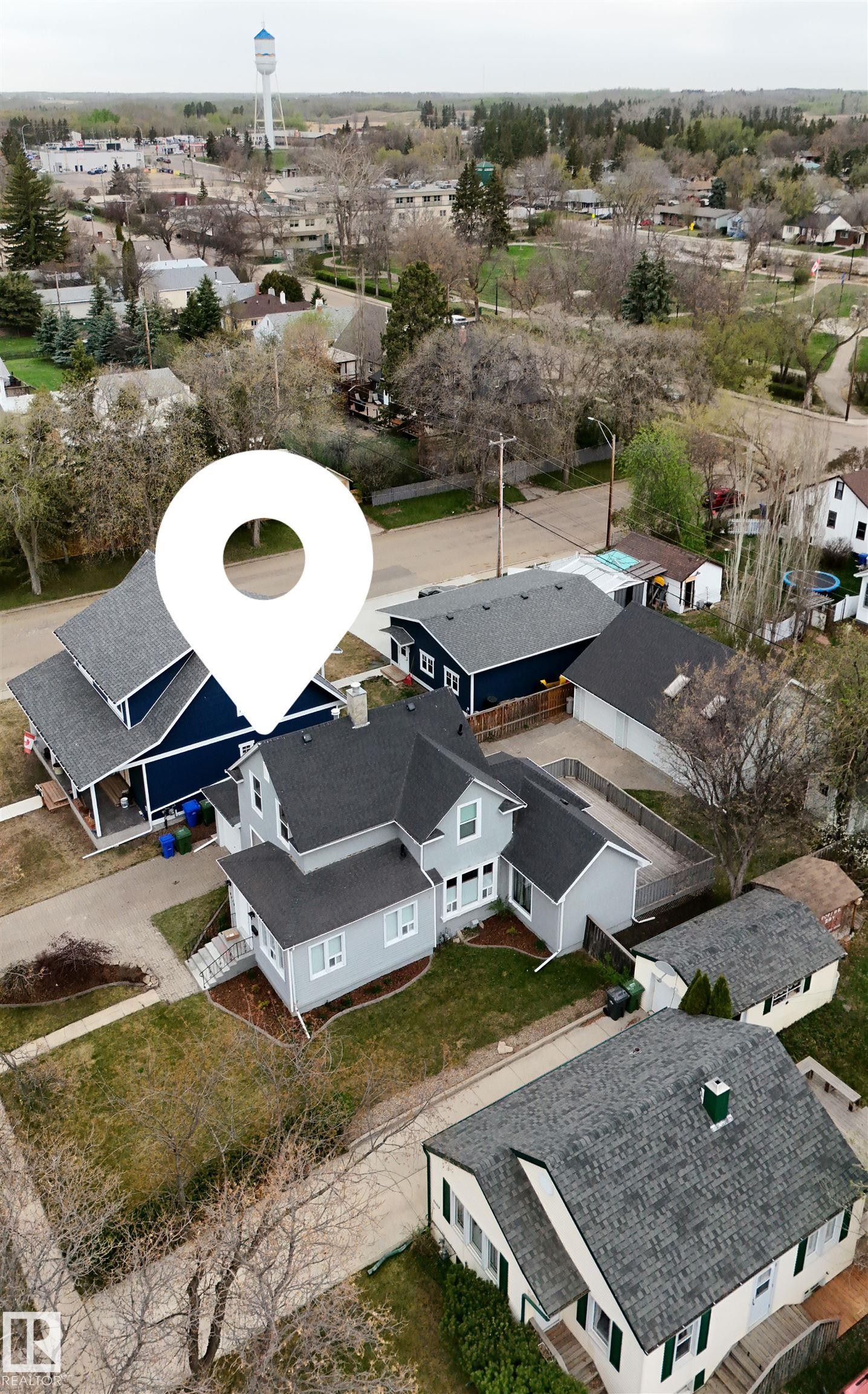 5318 48 Avenue, Wetaskiwin, AB - Outdoor With View