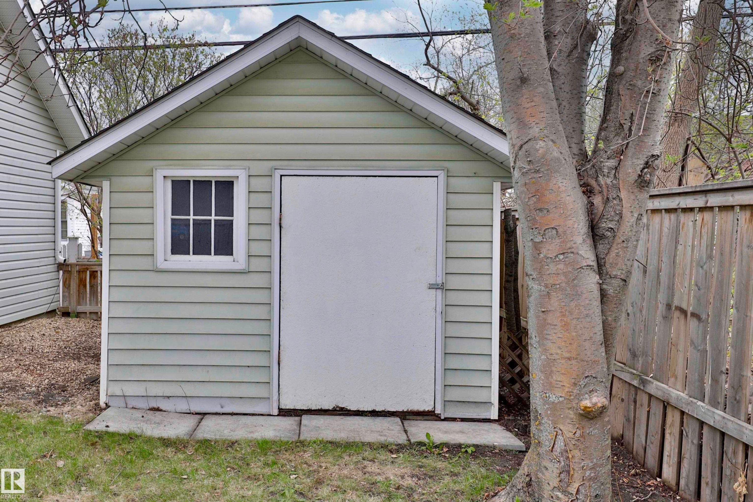 5318 48 Avenue, Wetaskiwin, AB - Outdoor With Exterior