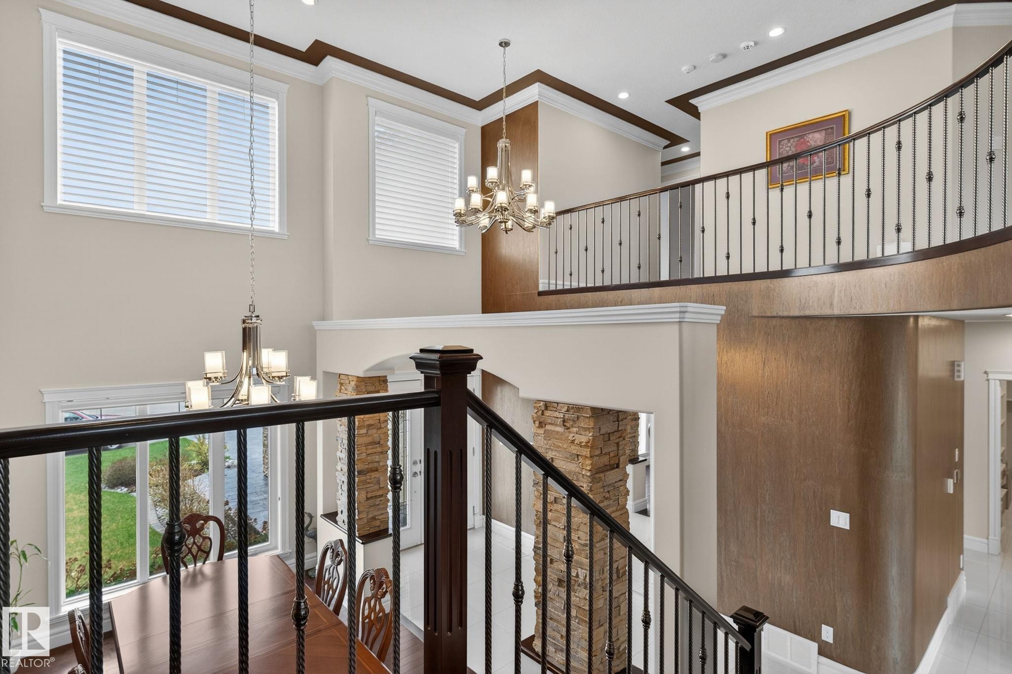 1607 Adamson Close, Edmonton, AB