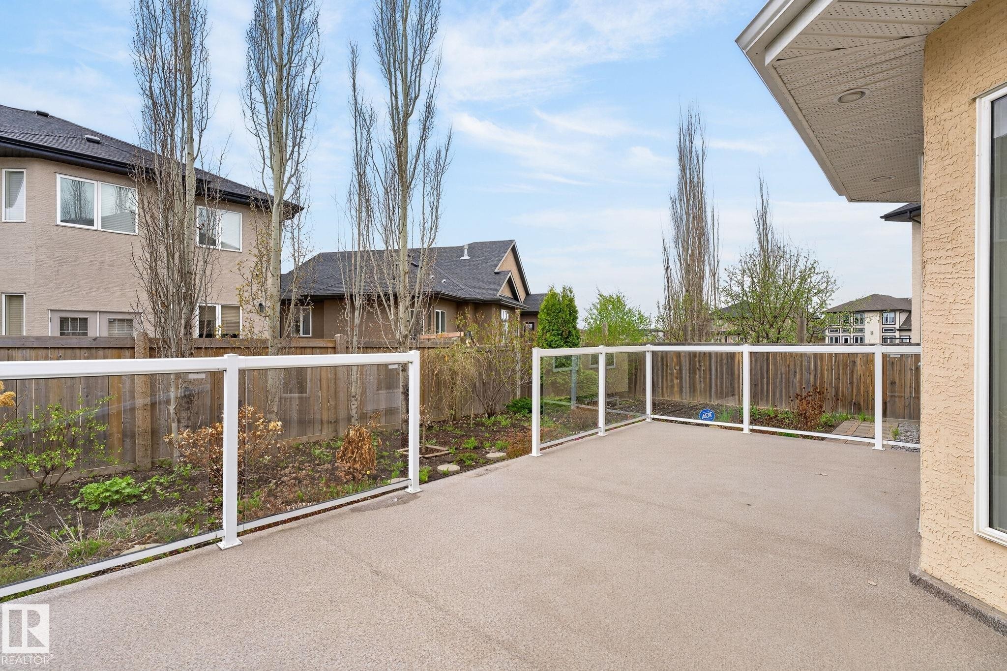 1607 Adamson Close, Edmonton, AB