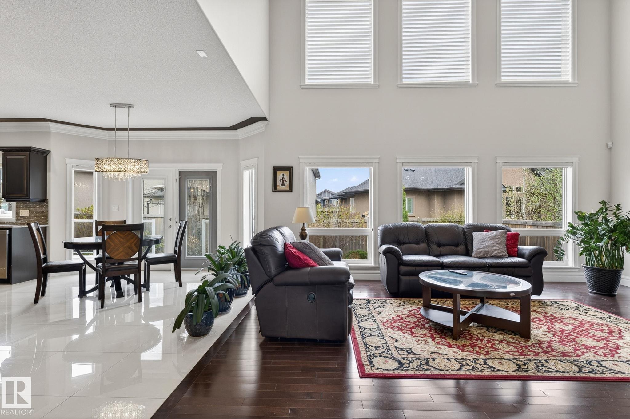 1607 Adamson Close, Edmonton, AB