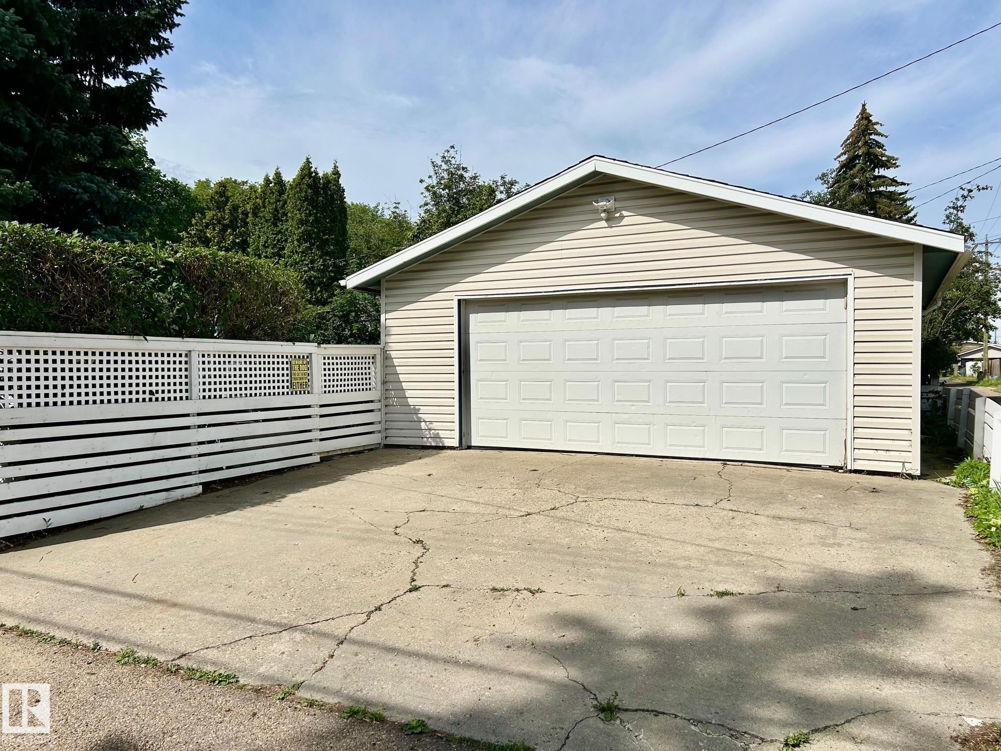 13908 117 Avenue, Edmonton, AB - Outdoor With Exterior