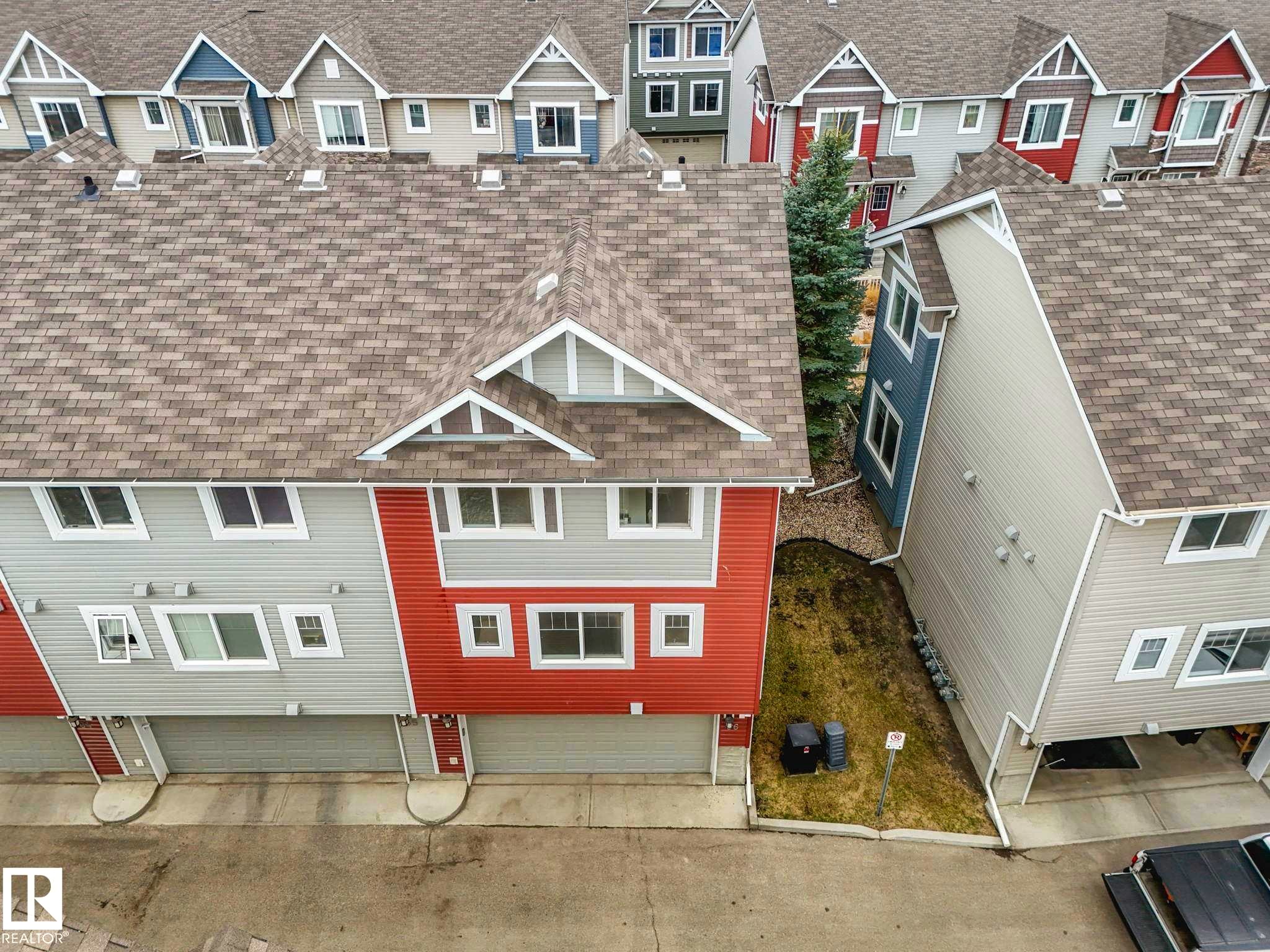 66 5317 3 Avenue, Edmonton, AB - Outdoor With Facade
