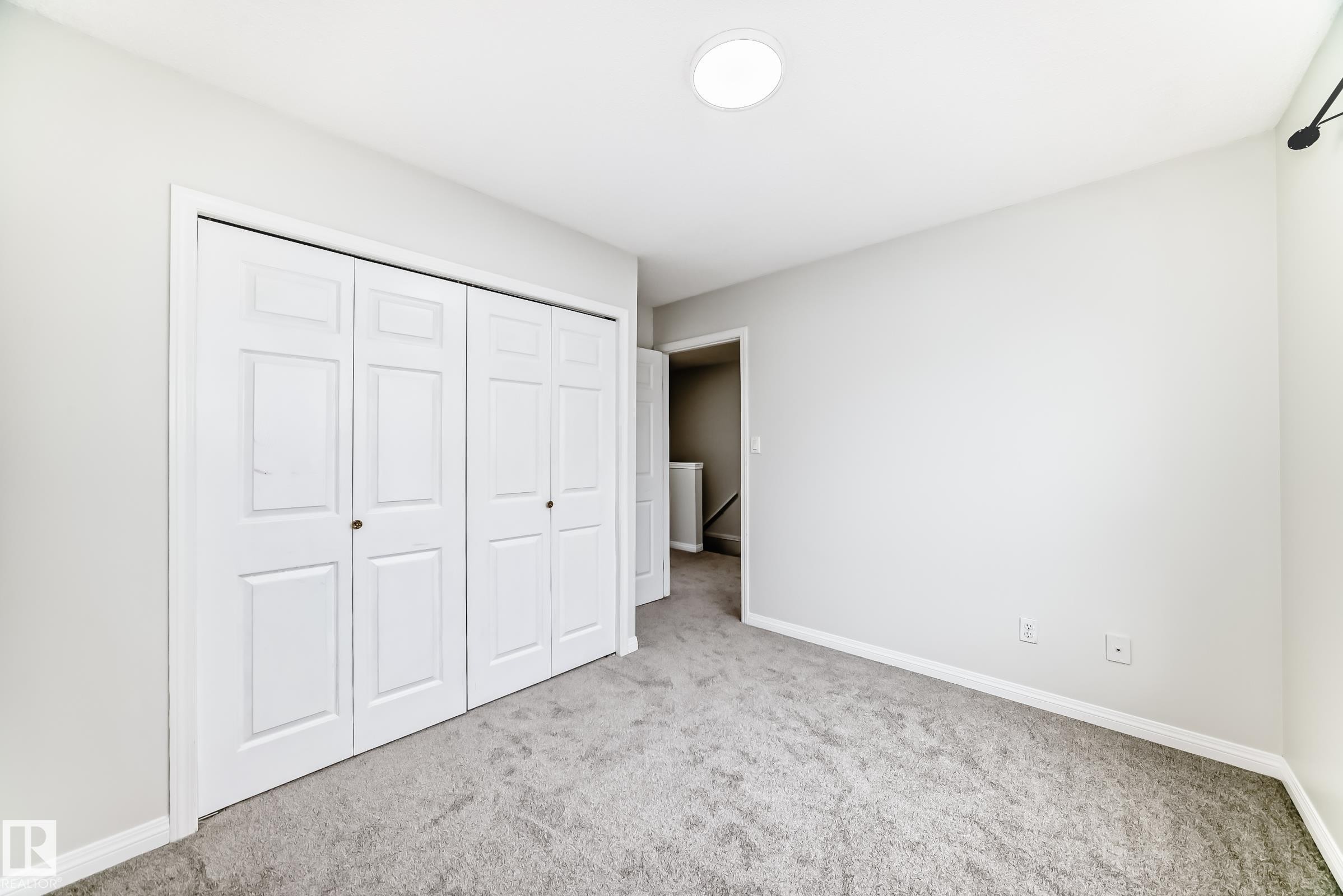 #28 603 Youville Dr E Nw, Edmonton, AB - Indoor Photo Showing Other Room