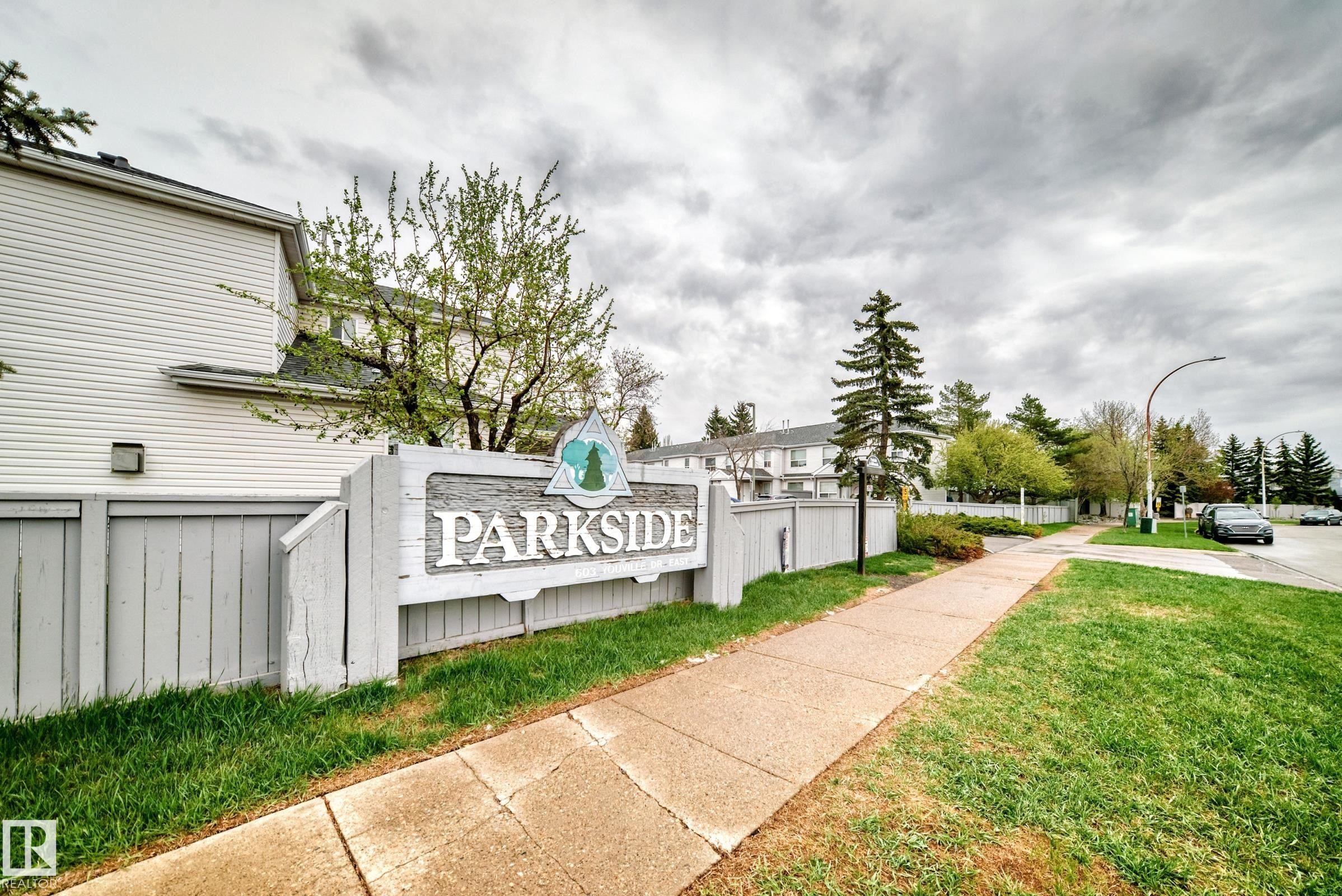 #28 603 Youville Dr E Nw, Edmonton, AB - Outdoor