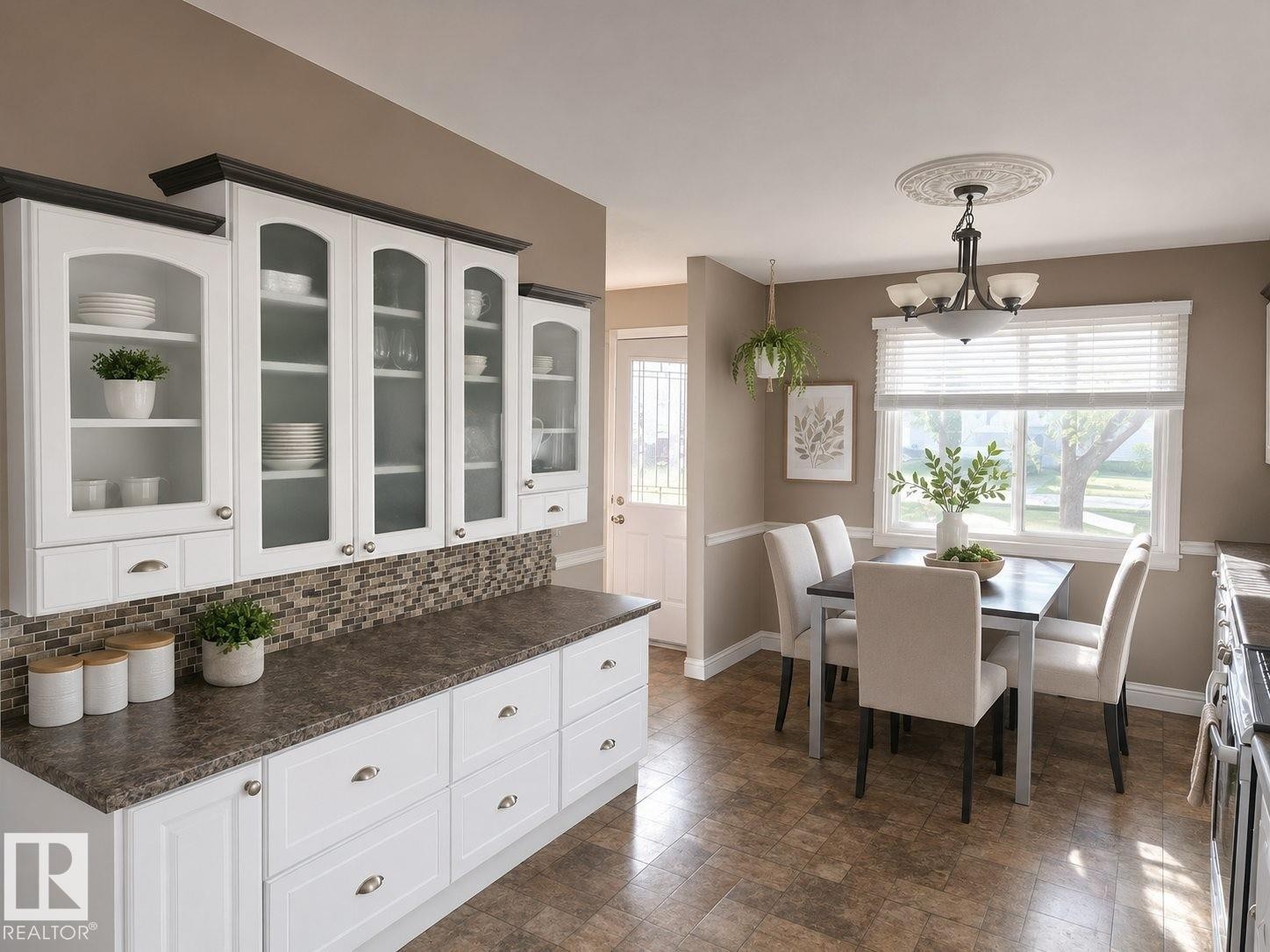 A 32 Swallow Crescent, St. Albert, AB - Indoor Photo Showing Dining Room