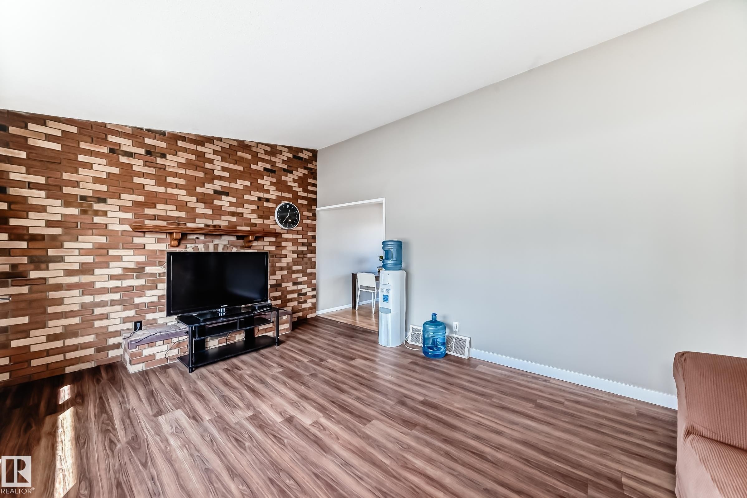 13419 70 Street, Edmonton, AB - Indoor With Fireplace