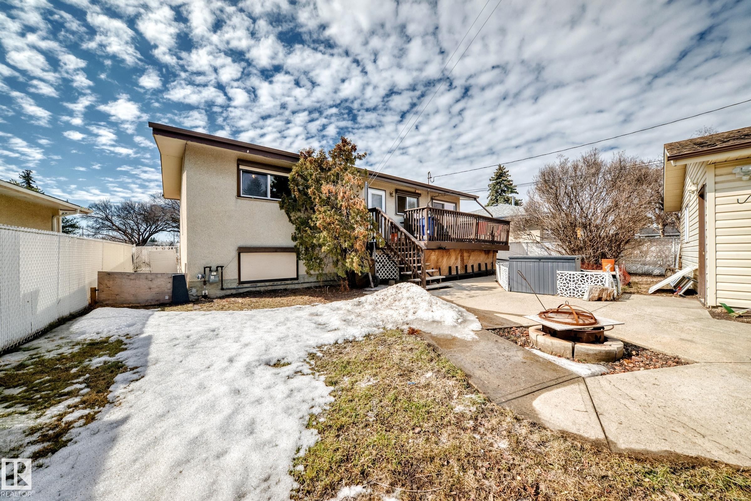 13419 70 Street, Edmonton, AB - Outdoor