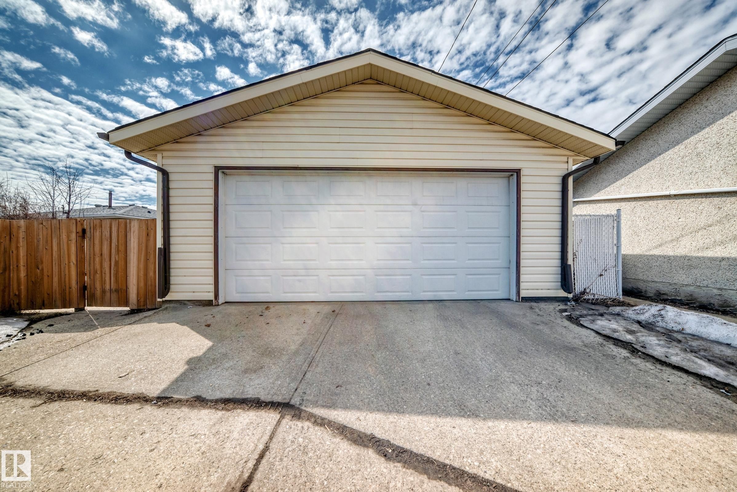 13419 70 Street, Edmonton, AB - Outdoor With Exterior
