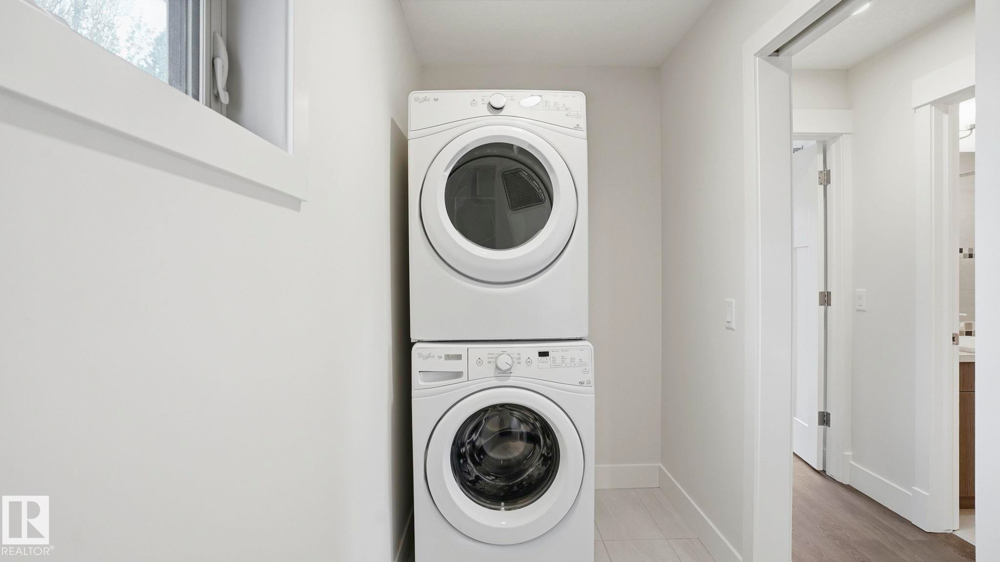 11002 University Avenue Nw, Edmonton, AB - Indoor Photo Showing Laundry Room