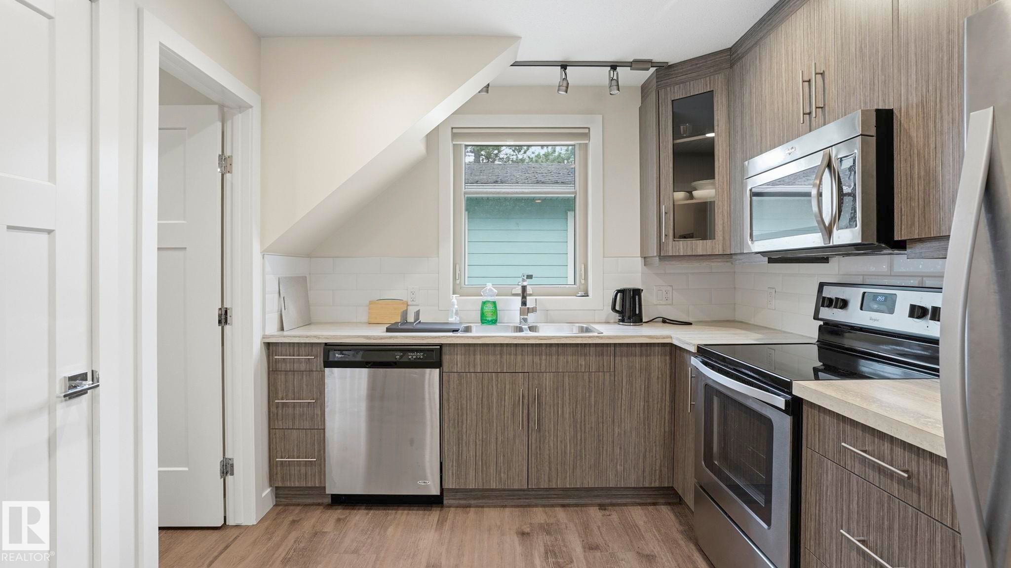 11002 University Avenue Nw, Edmonton, AB - Indoor Photo Showing Kitchen With Double Sink