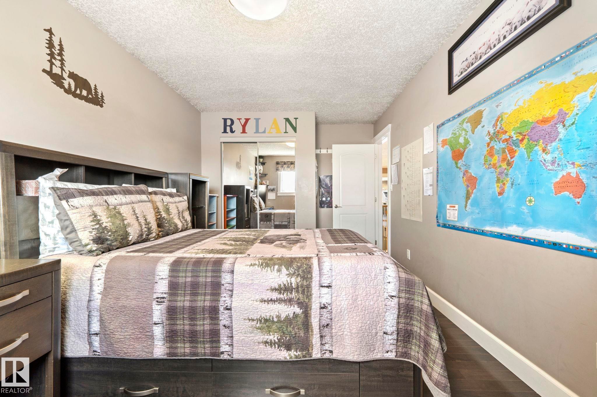 13407 161 Avenue Nw, Edmonton, AB - Indoor Photo Showing Bedroom