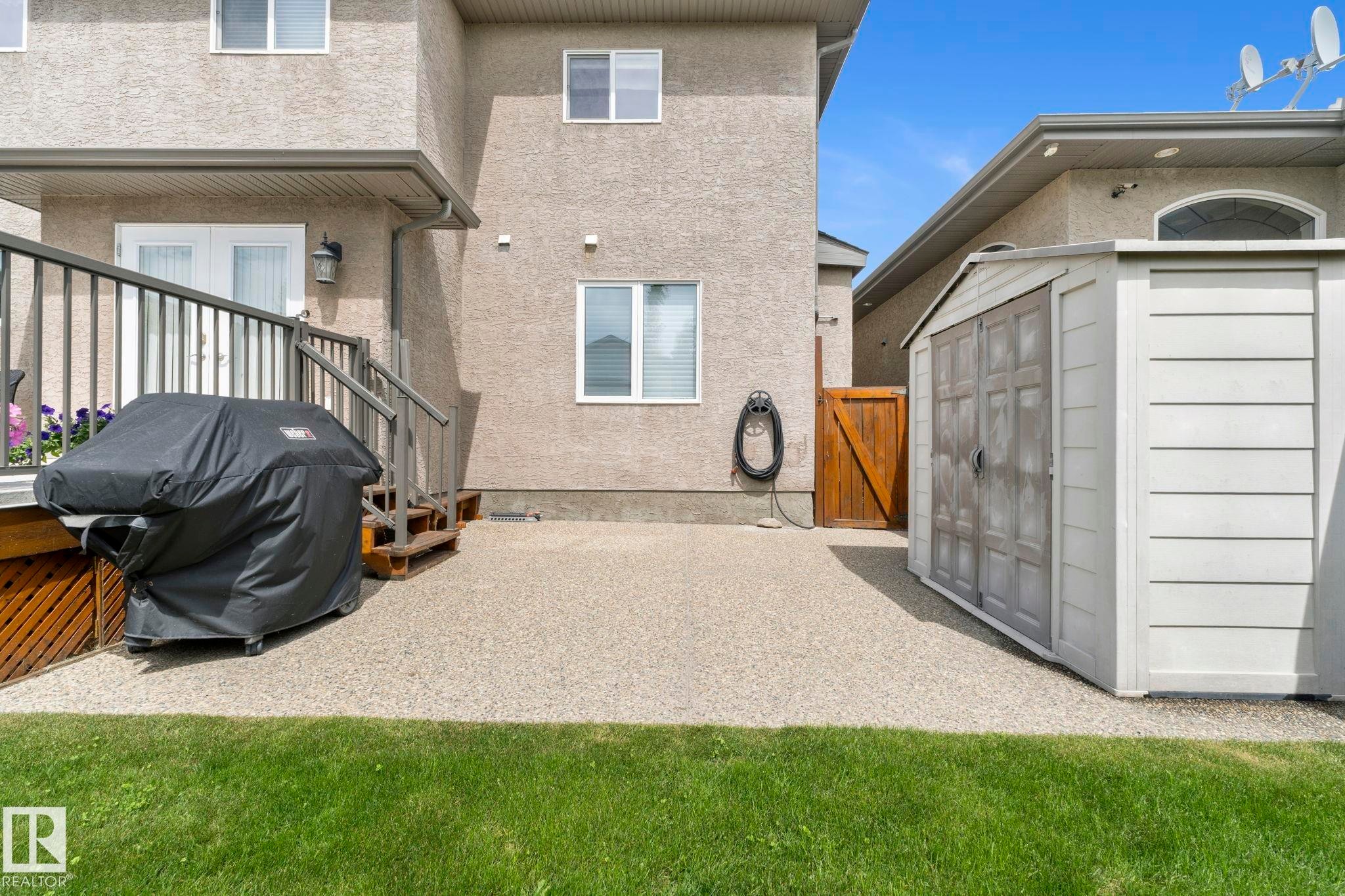 13407 161 Avenue Nw, Edmonton, AB - Outdoor With Exterior