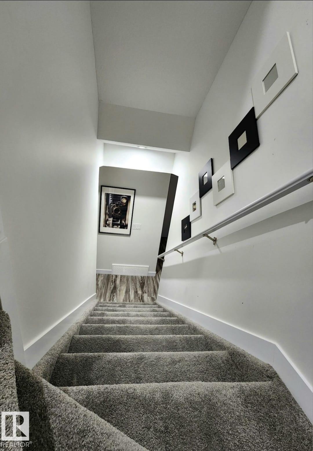 5741 Kootook Way, Edmonton, AB - Indoor Photo Showing Other Room