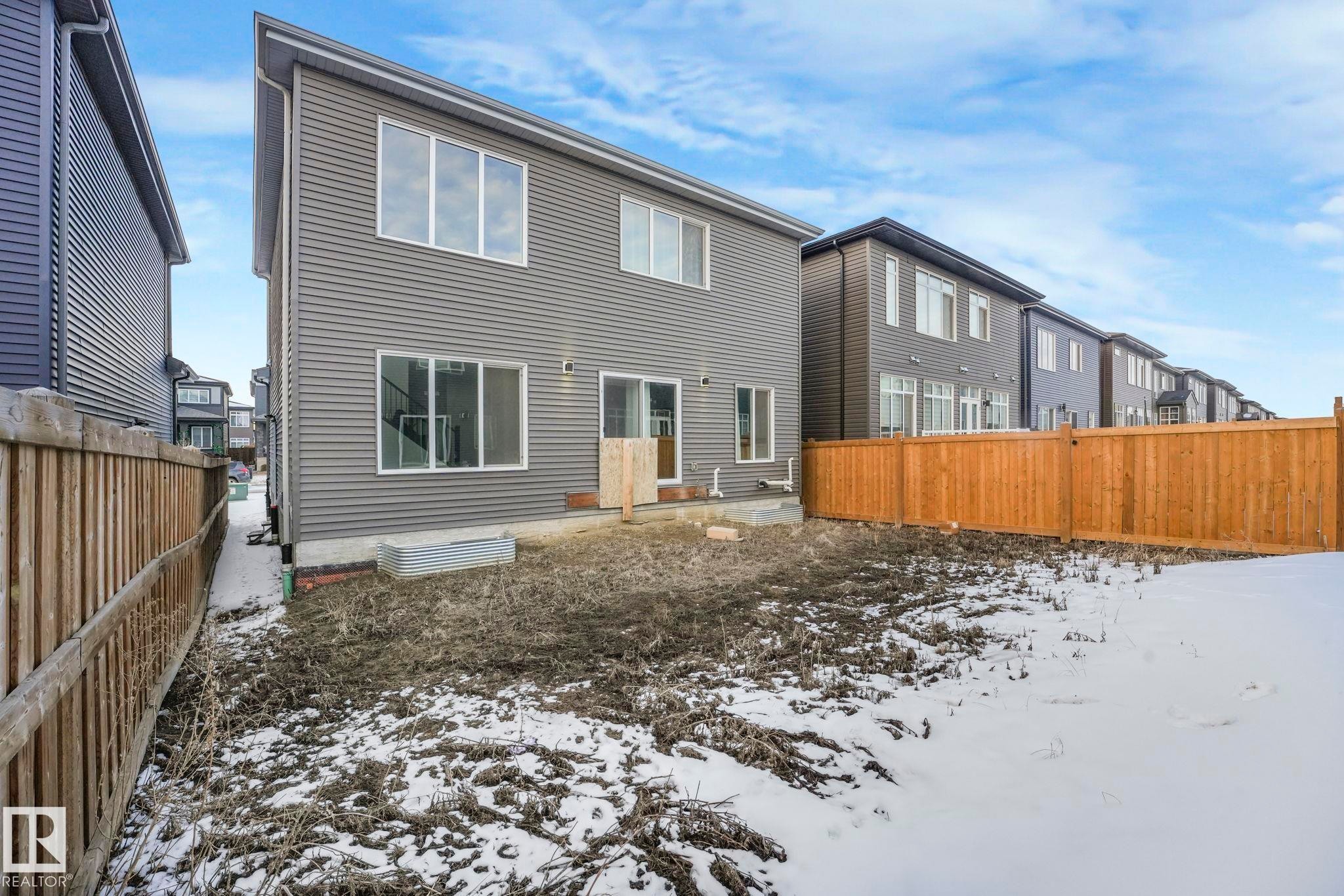 5741 Kootook Way, Edmonton, AB - Outdoor