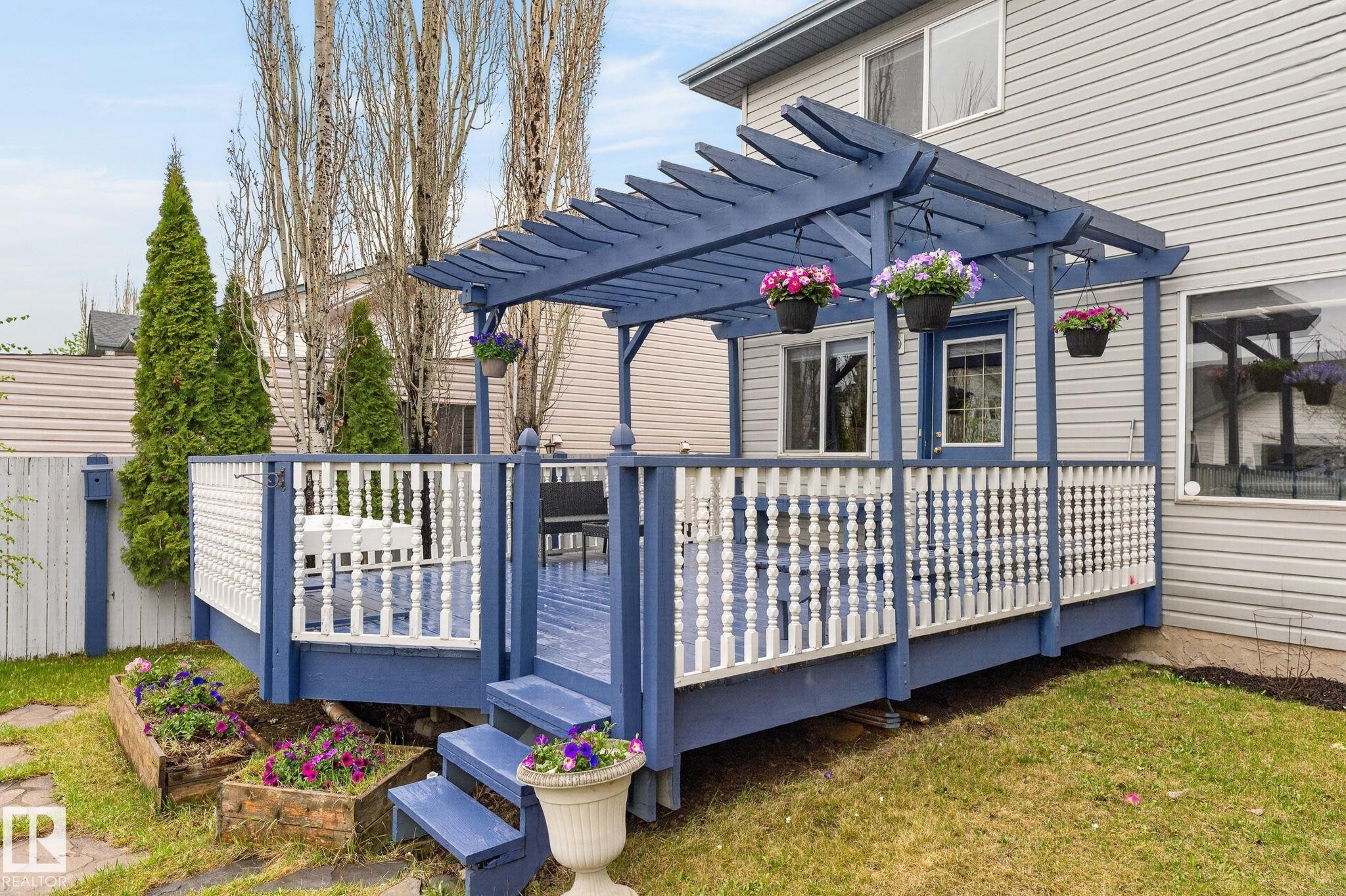 316 Wild Rose Way, Edmonton, AB - Outdoor With Deck Patio Veranda