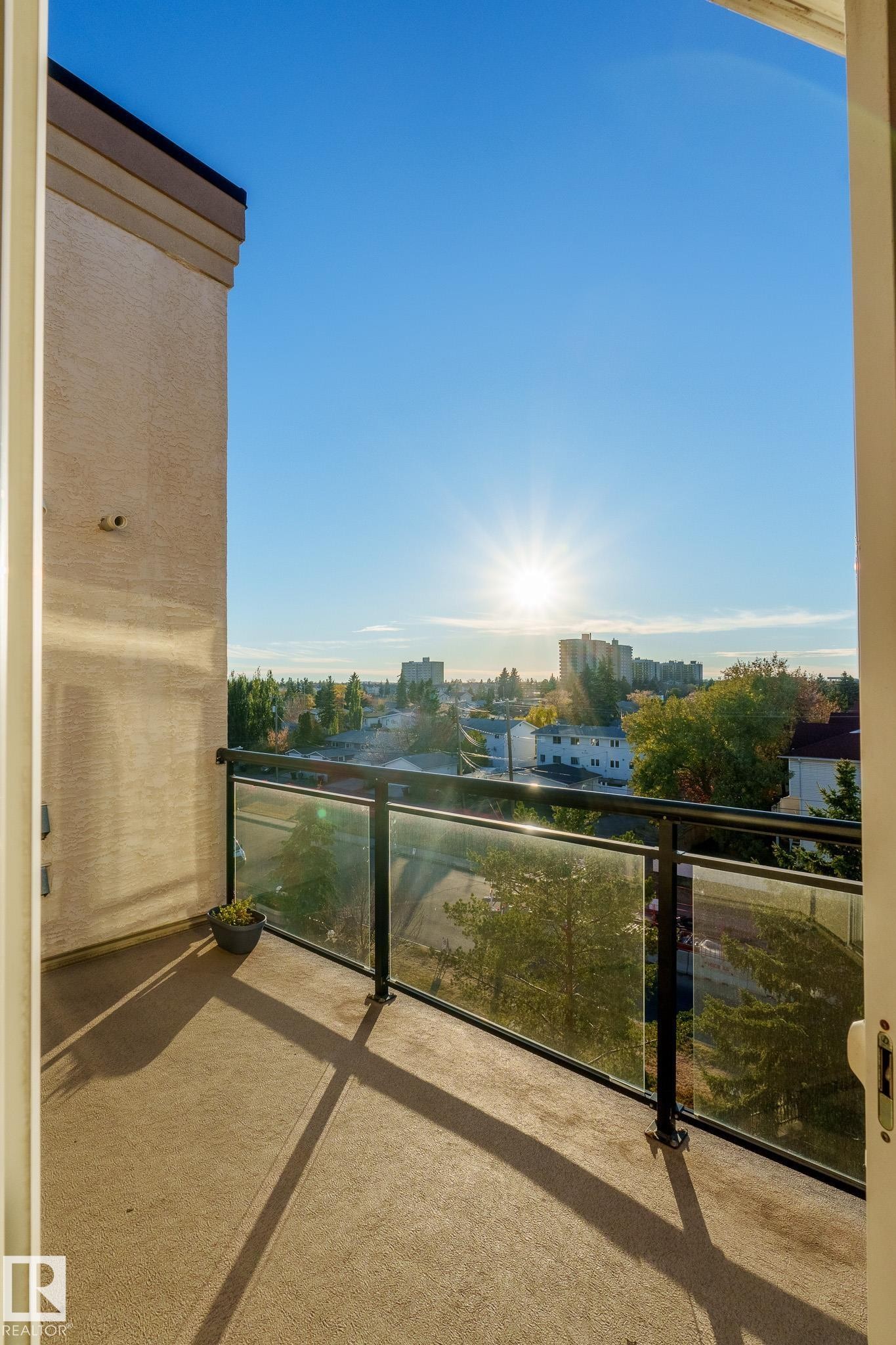 449 4827 104A Street, Edmonton, AB - Outdoor With Balcony With View