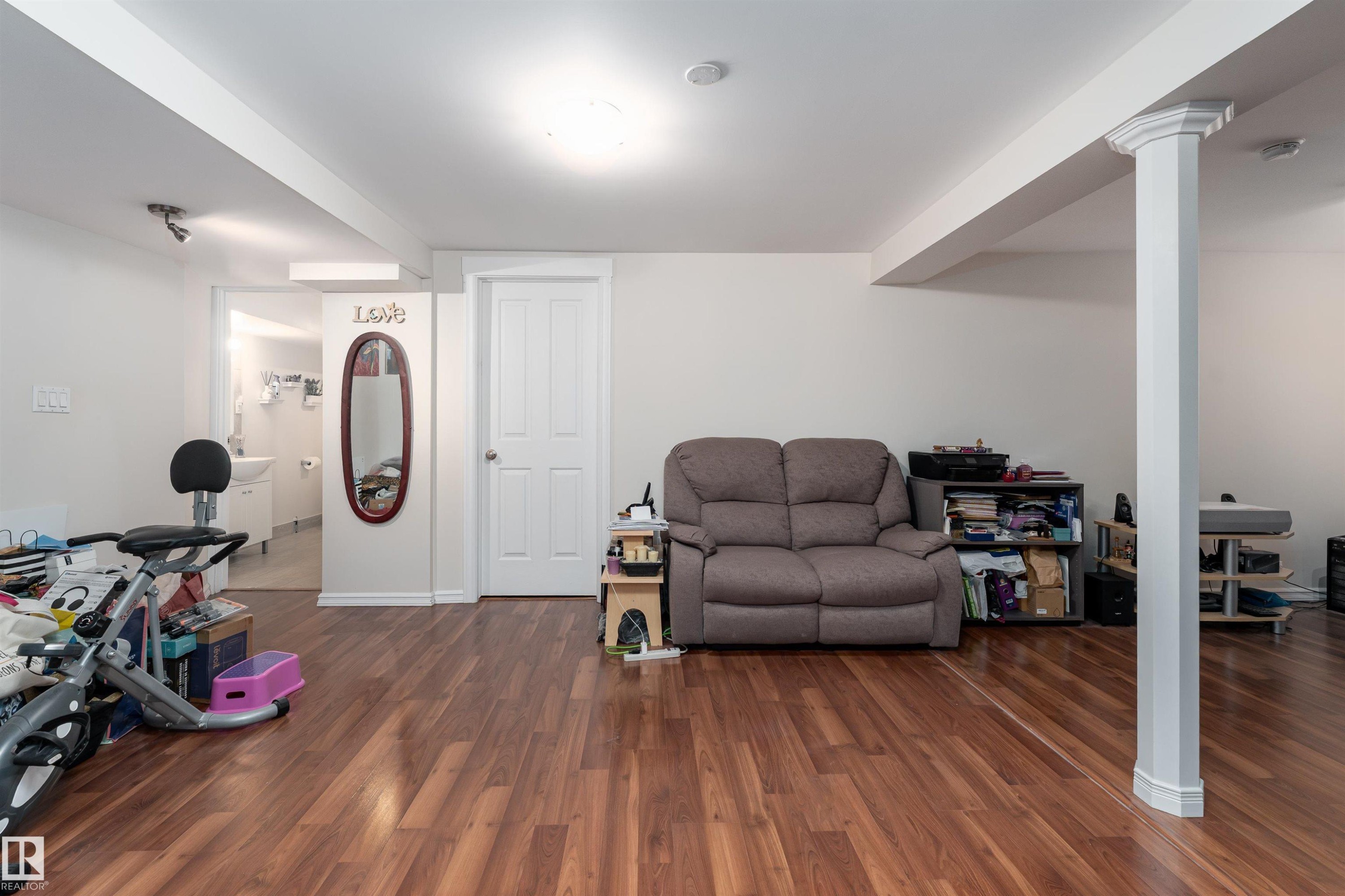 10031 173 Avenue, Edmonton, AB - Indoor
