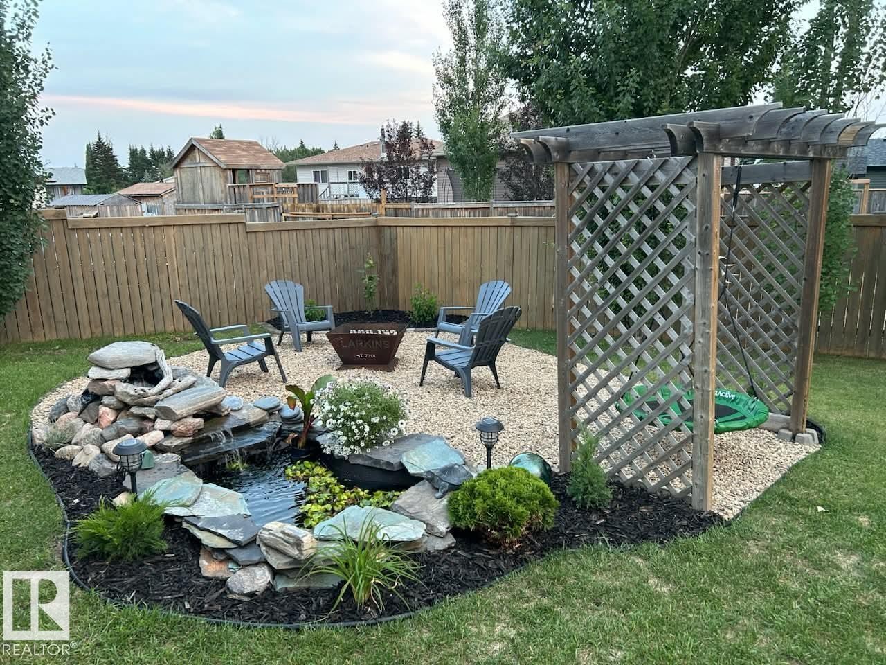 5512 52 St Close, Bashaw, AB - Outdoor