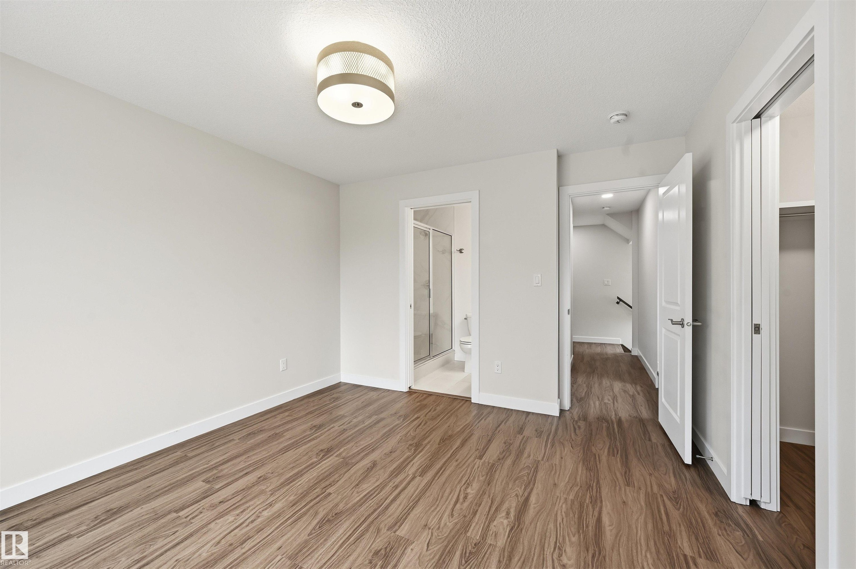 11146 78 Avenue Nw, Edmonton, AB - Indoor Photo Showing Other Room