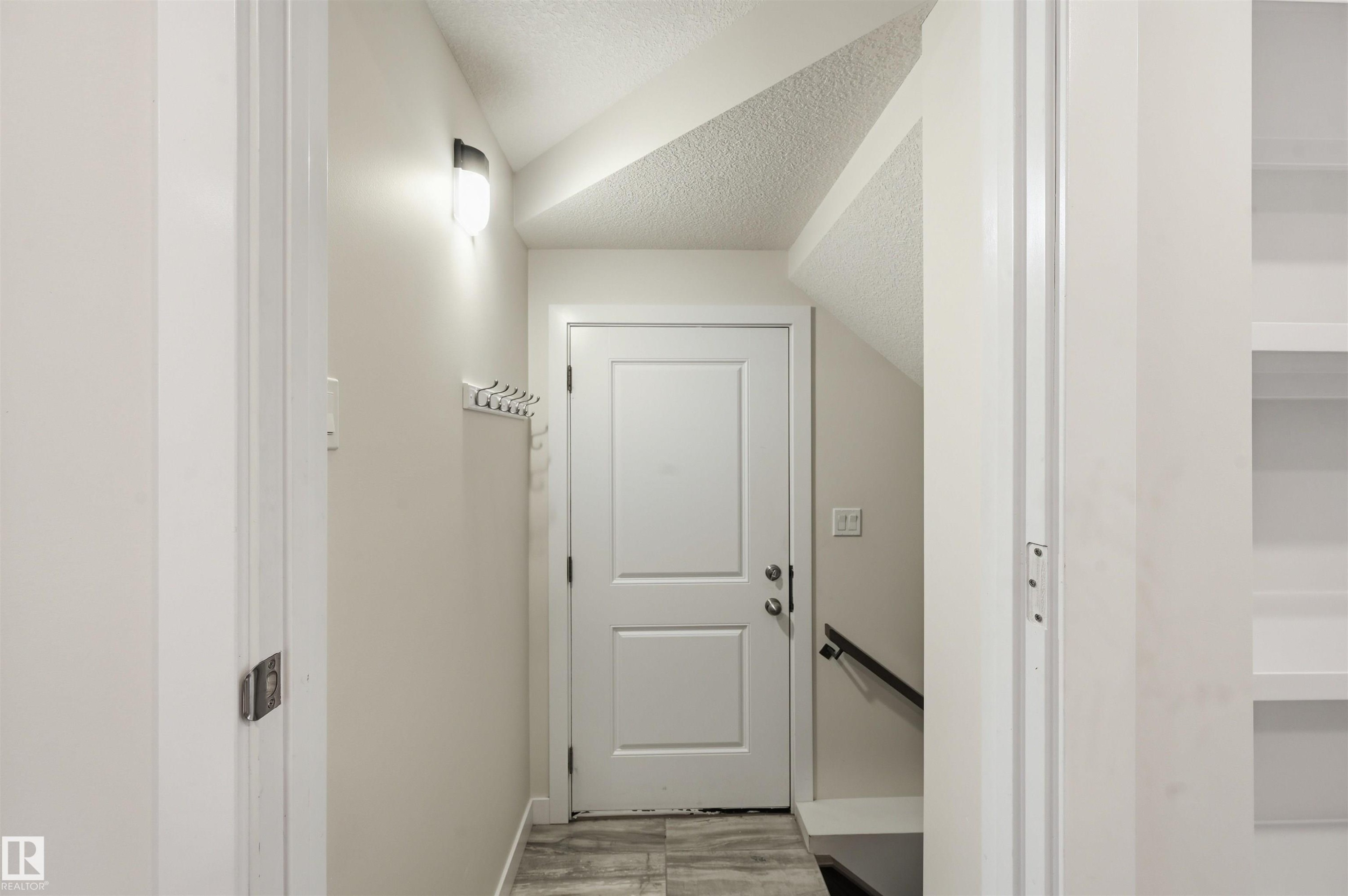 11146 78 Avenue Nw, Edmonton, AB - Indoor Photo Showing Other Room