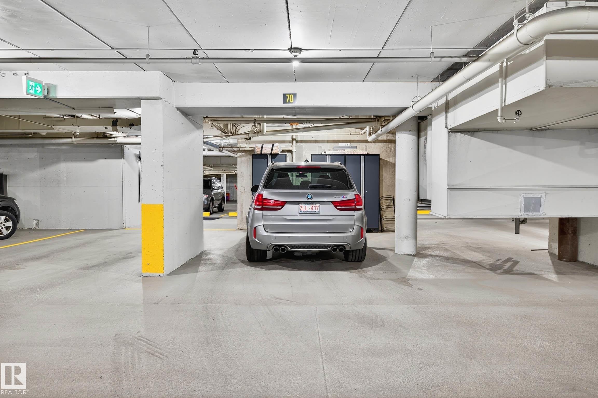 #1601 10045 118 St Nw, Edmonton, AB - Indoor Photo Showing Garage