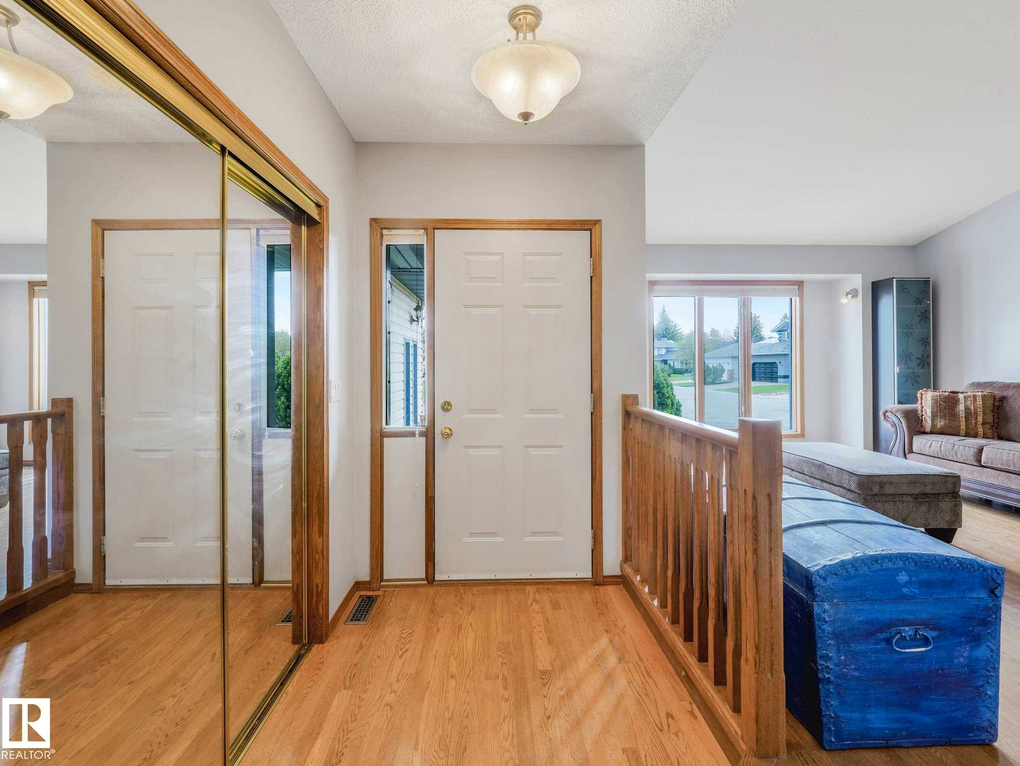 7 Haven, Devon, AB - Indoor Photo Showing Other Room