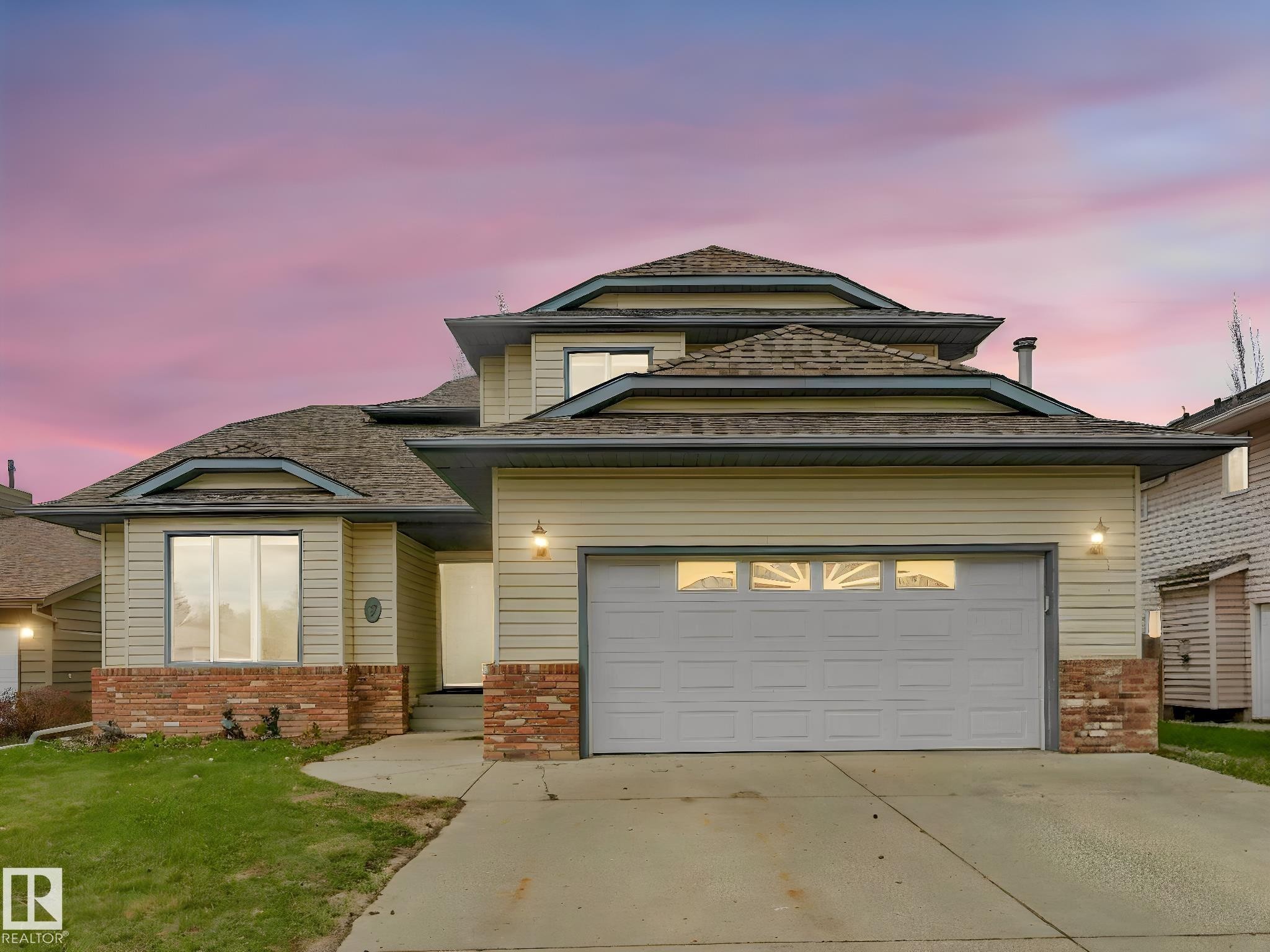7 Haven, Devon, AB - Outdoor