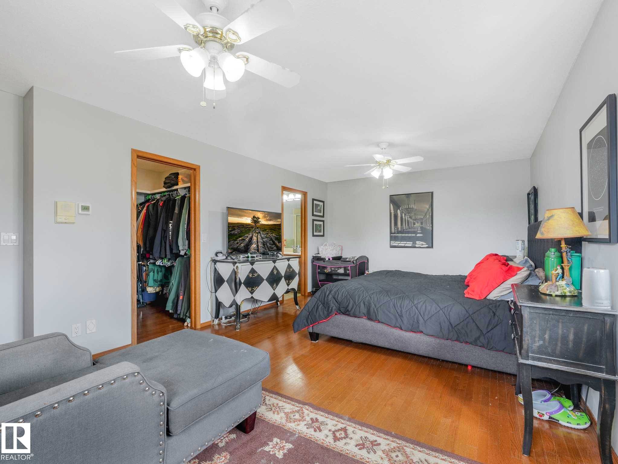 7 Haven, Devon, AB - Indoor Photo Showing Bedroom