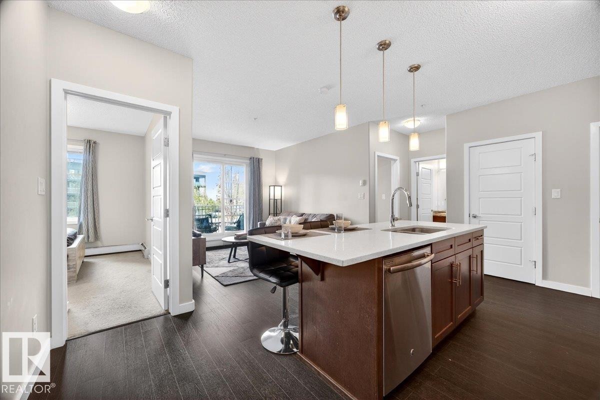 205 507 Albany Way, Edmonton, AB - Indoor Photo Showing Kitchen With Upgraded Kitchen