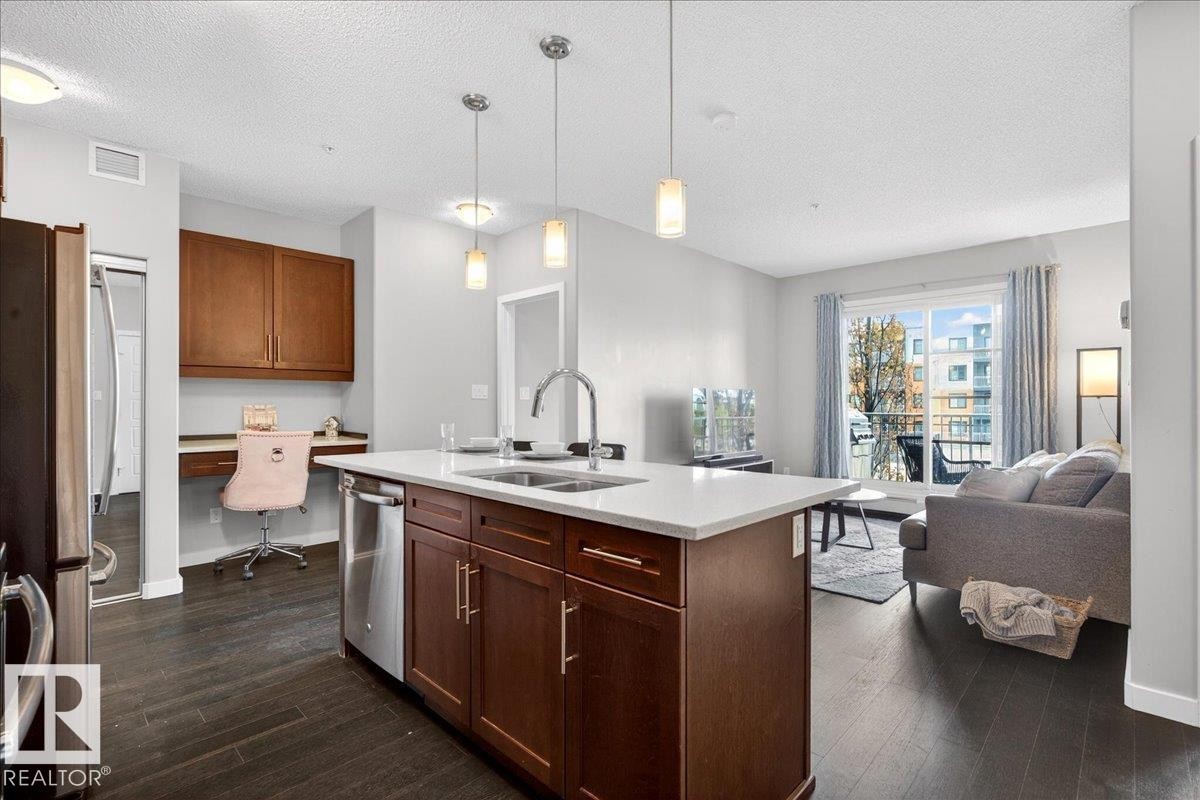 205 507 Albany Way, Edmonton, AB - Indoor