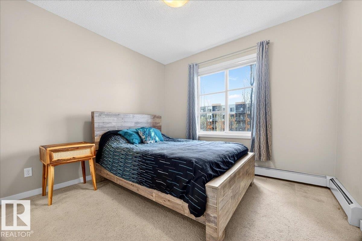 205 507 Albany Way, Edmonton, AB - Indoor Photo Showing Bedroom