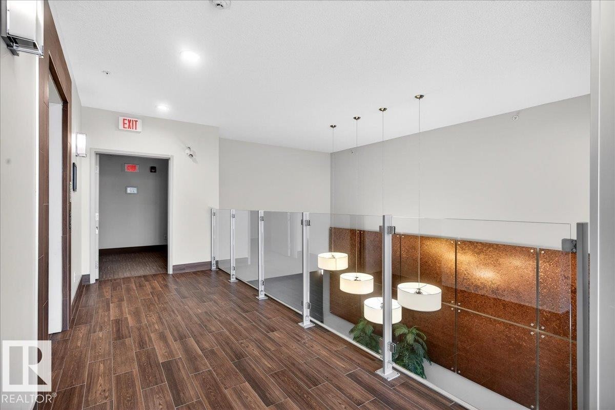 205 507 Albany Way, Edmonton, AB - Indoor Photo Showing Other Room