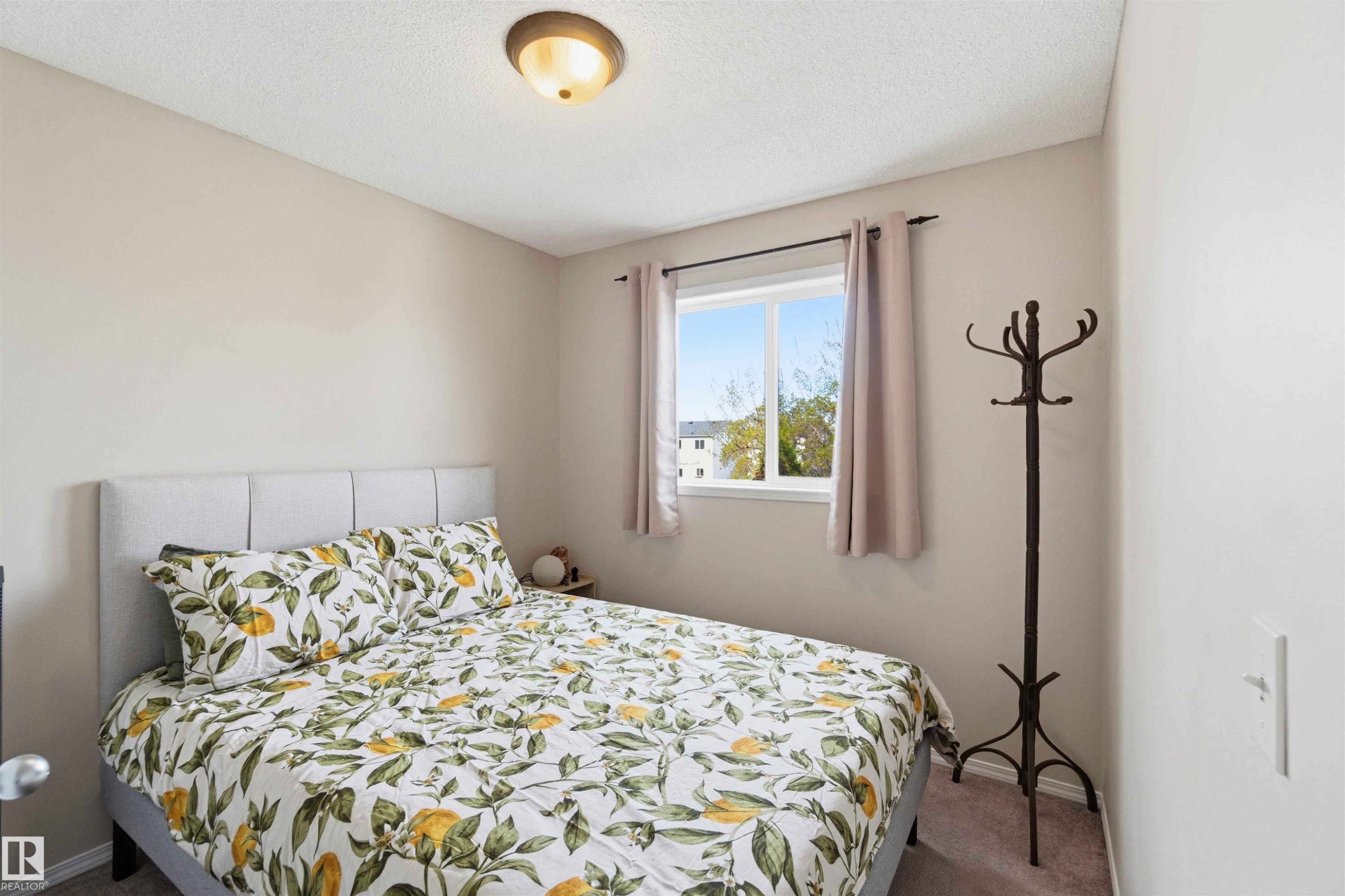 15044 132 Street, Edmonton, AB