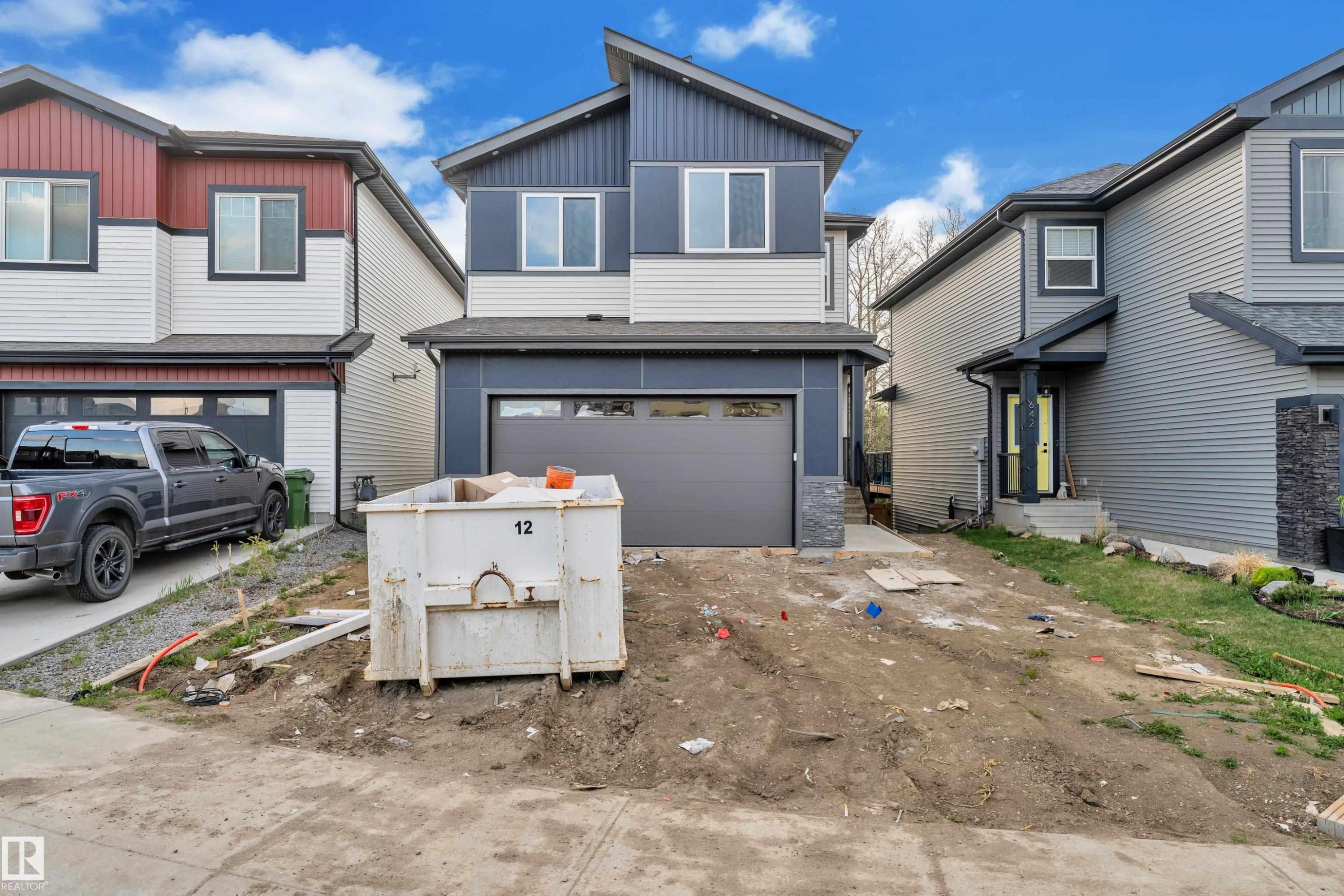 638 Astoria Way, Devon, AB - Outdoor