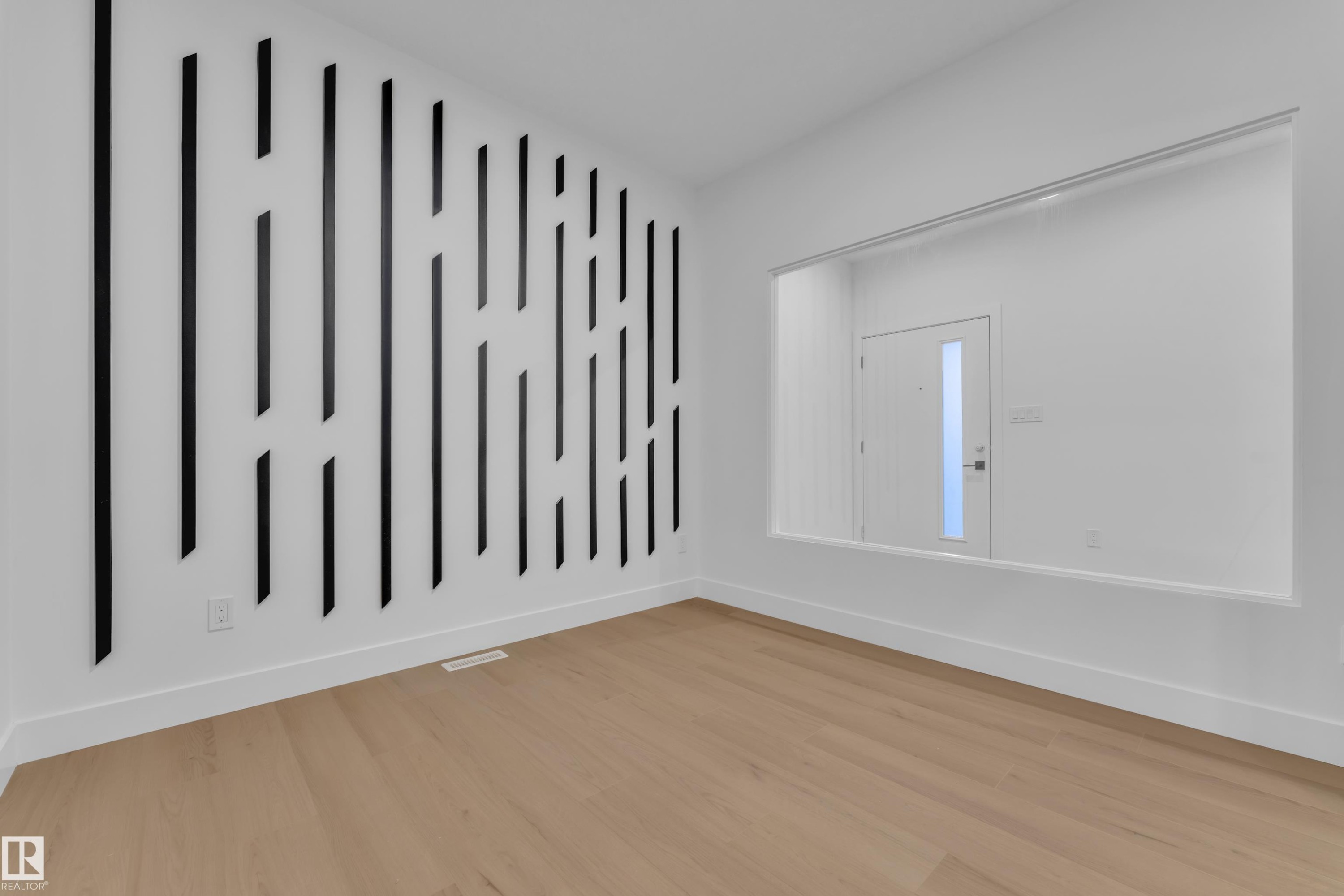 638 Astoria Way, Devon, AB - Indoor Photo Showing Other Room